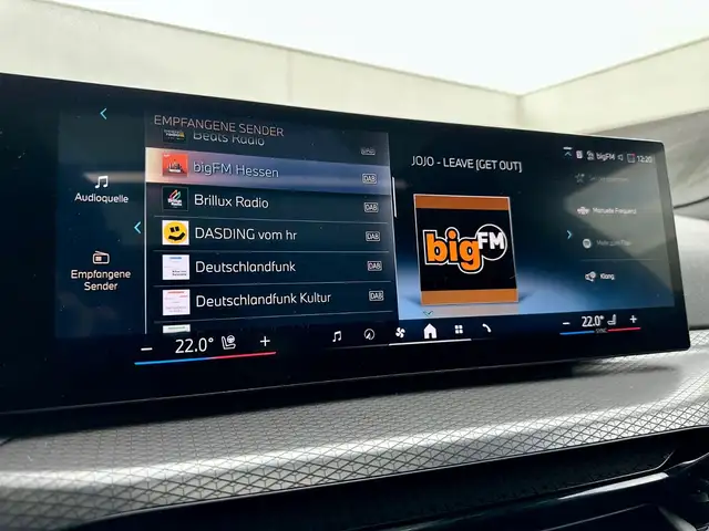 BMW 3 Series view 28