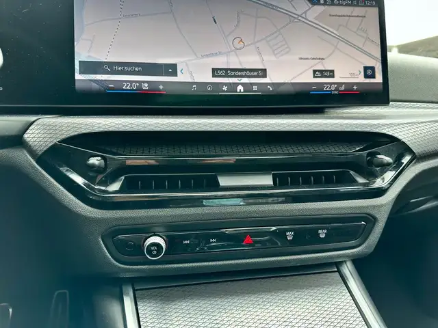 BMW 3 Series view 23