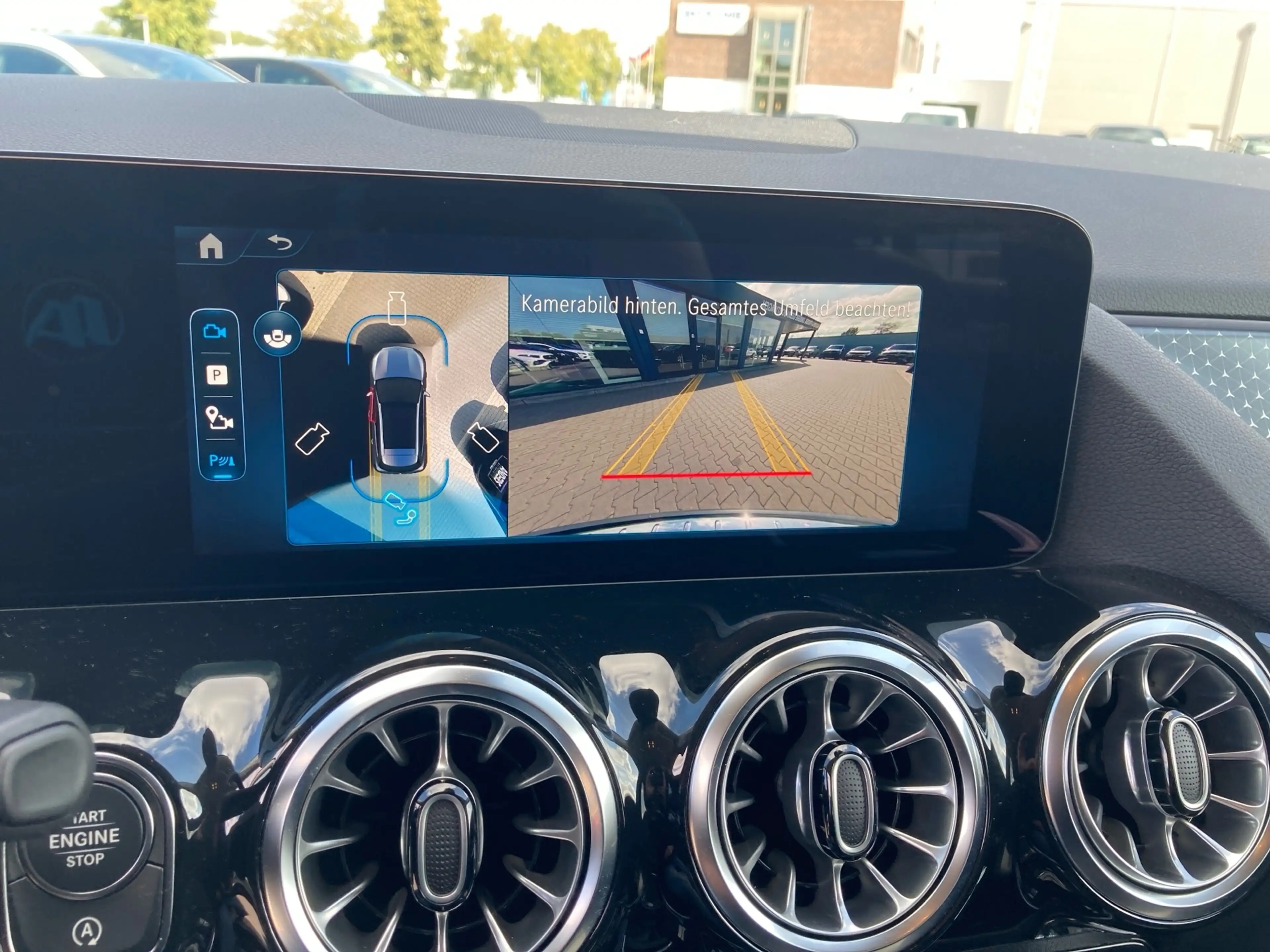 Mercedes-Benz GLA 220 4M Progressive AdvPlus+LED+AHK+DISTRONIC — photo 14