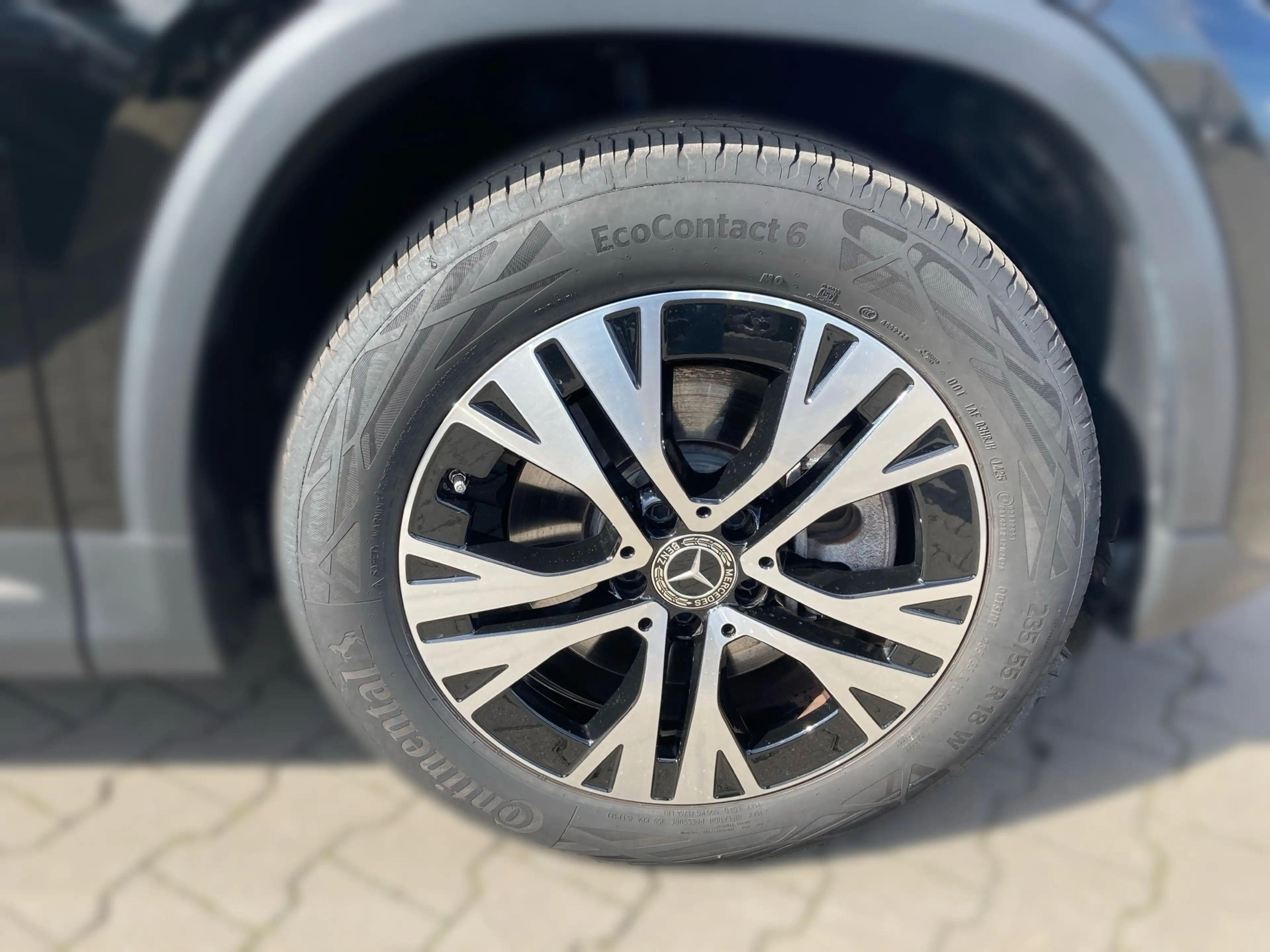 Mercedes-Benz GLA 220 4M Progressive AdvPlus+LED+AHK+DISTRONIC — photo 6