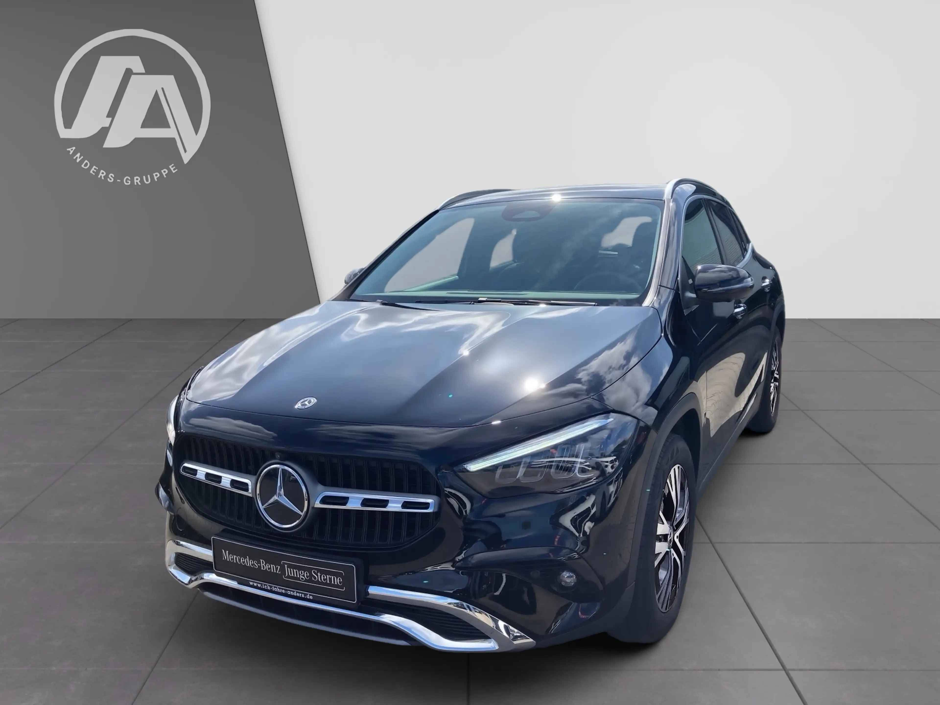 Mercedes-Benz GLA 220 4M Progressive AdvPlus+LED+AHK+DISTRONIC — photo 2