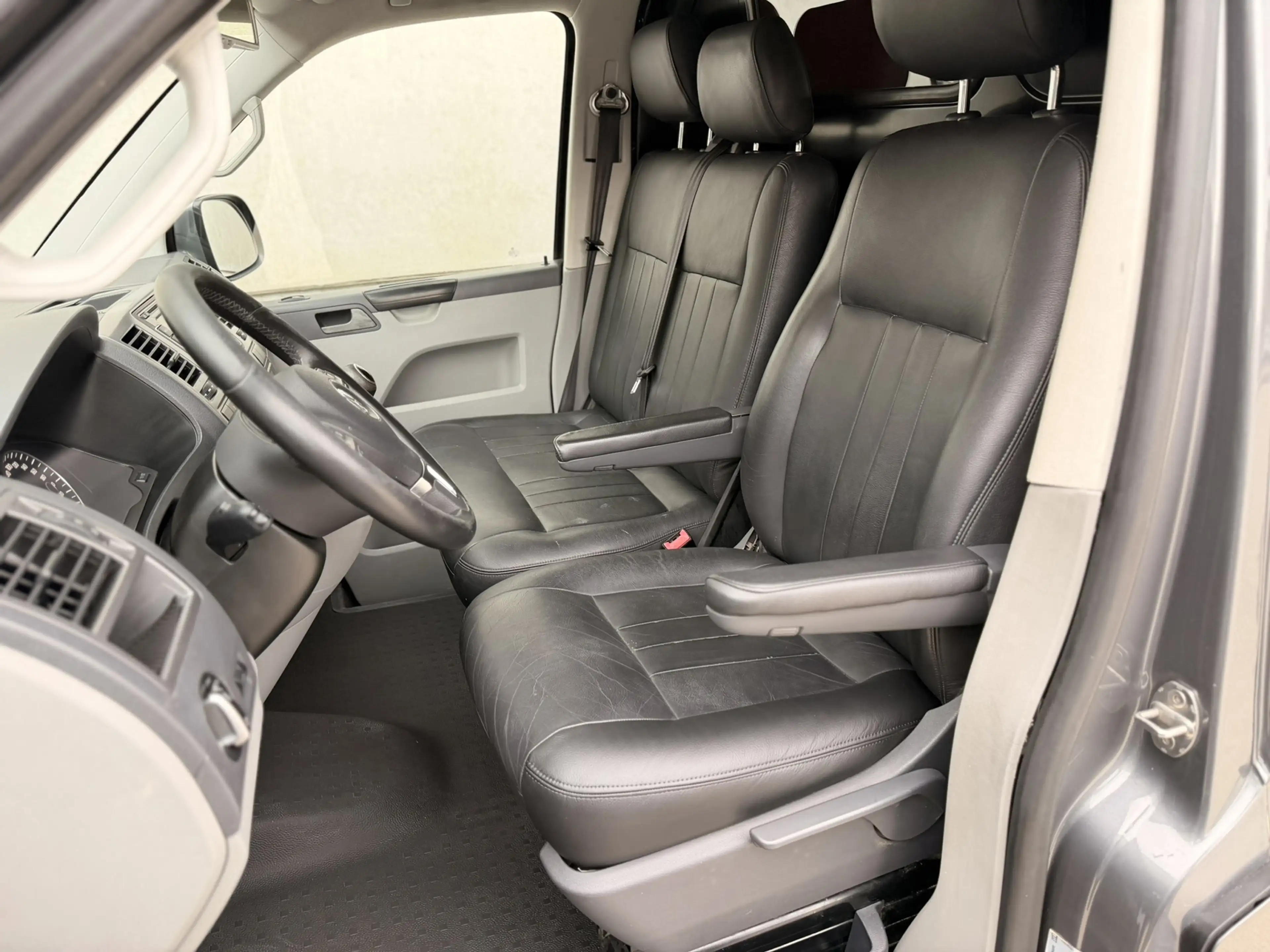 Volkswagen Transporter 2.0 TDI L1H1 4Motion Marge! 140pk Leder Camera All — photo 10