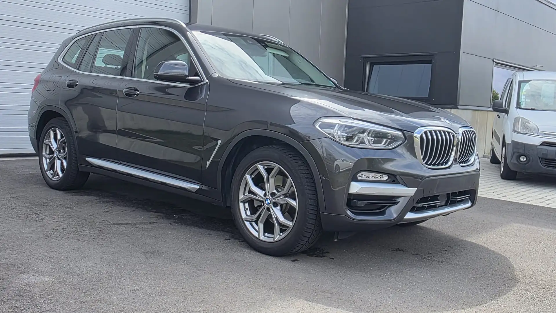 BMW X3 X3 xDrive20d Aut. xLine Сірий - 2