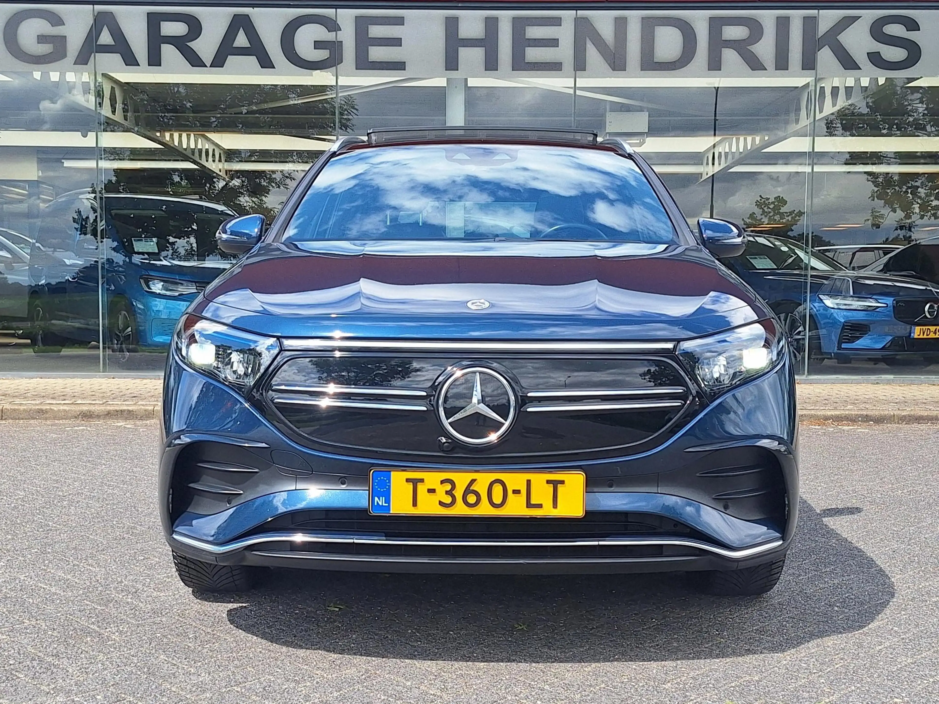 Mercedes-Benz EQA 250 AMG Line 67 kWh | SOH: 93,4% | Panaromadak | Trekh — photo 6