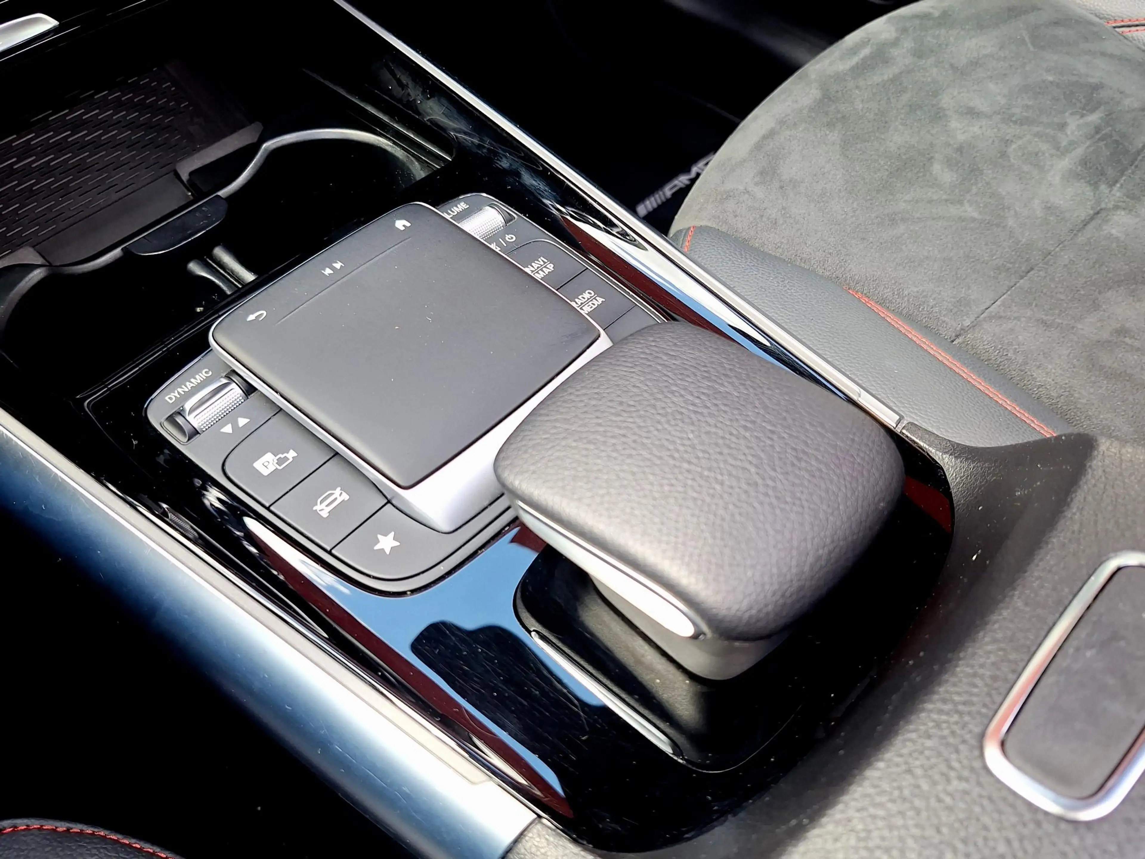 Mercedes-Benz EQA 250 AMG Line 67 kWh | SOH: 93,4% | Panaromadak | Trekh — photo 28
