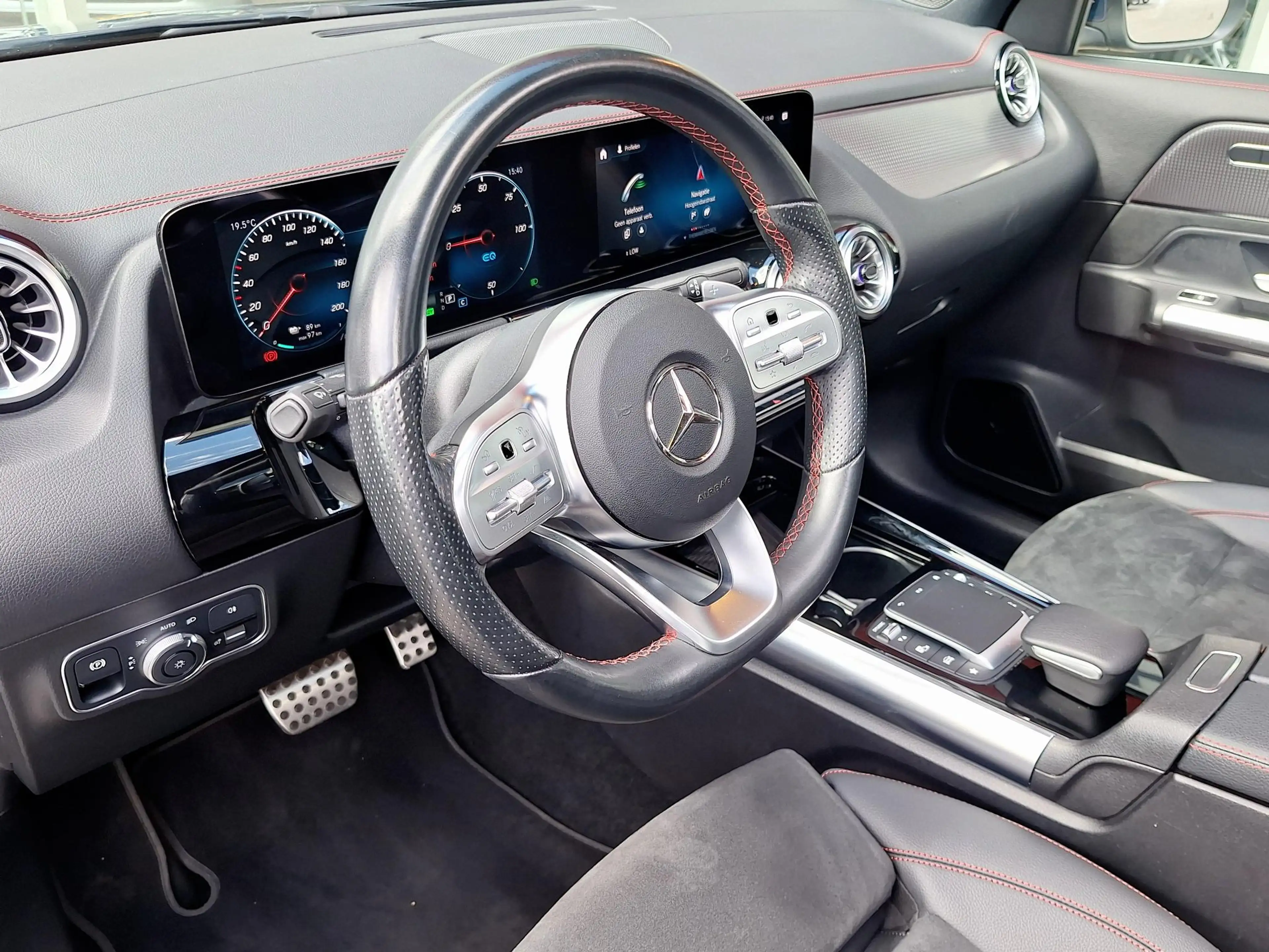 Mercedes-Benz EQA 250 AMG Line 67 kWh | SOH: 93,4% | Panaromadak | Trekh — photo 35
