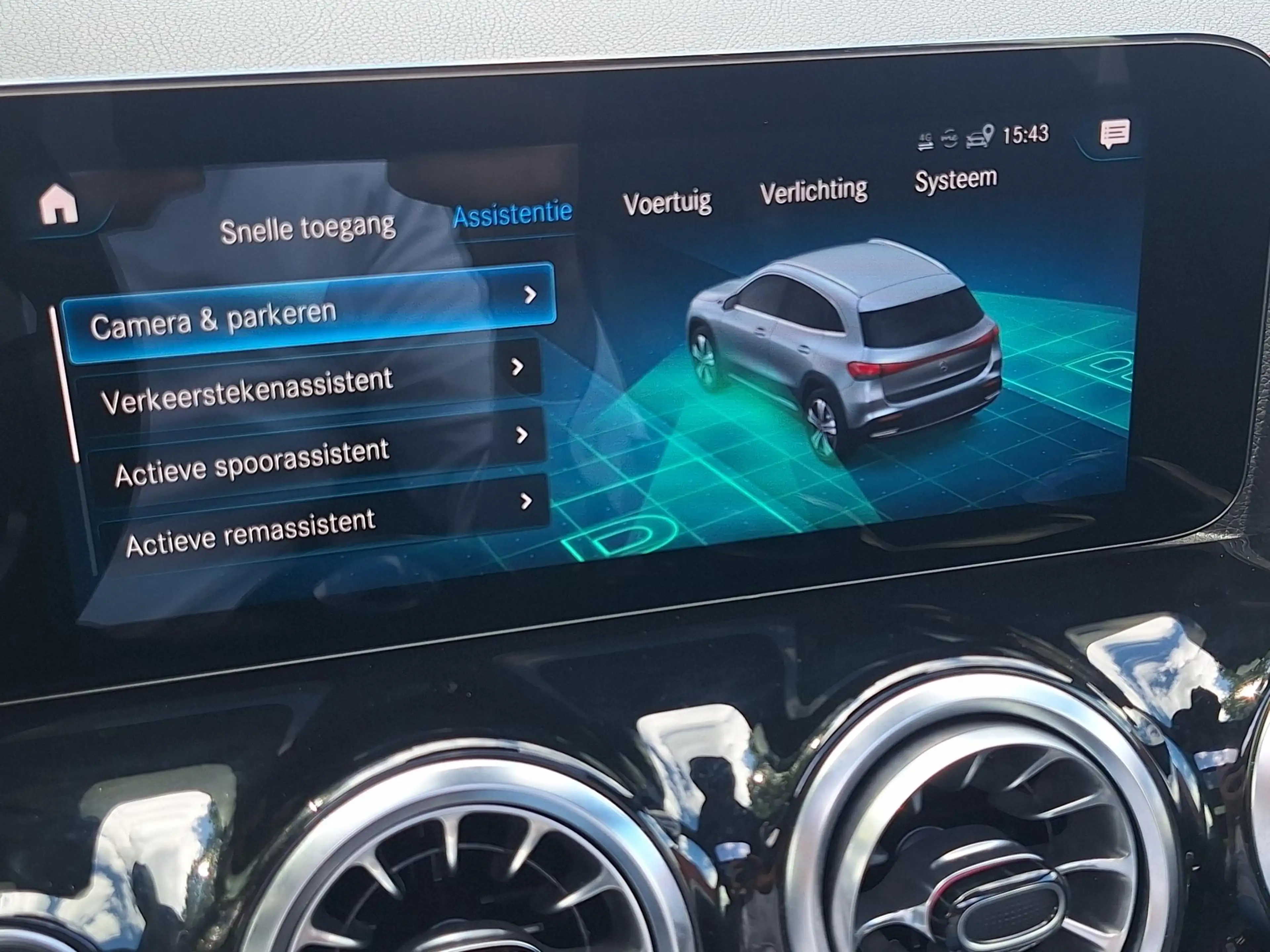 Mercedes-Benz EQA 250 AMG Line 67 kWh | SOH: 93,4% | Panaromadak | Trekh — photo 41