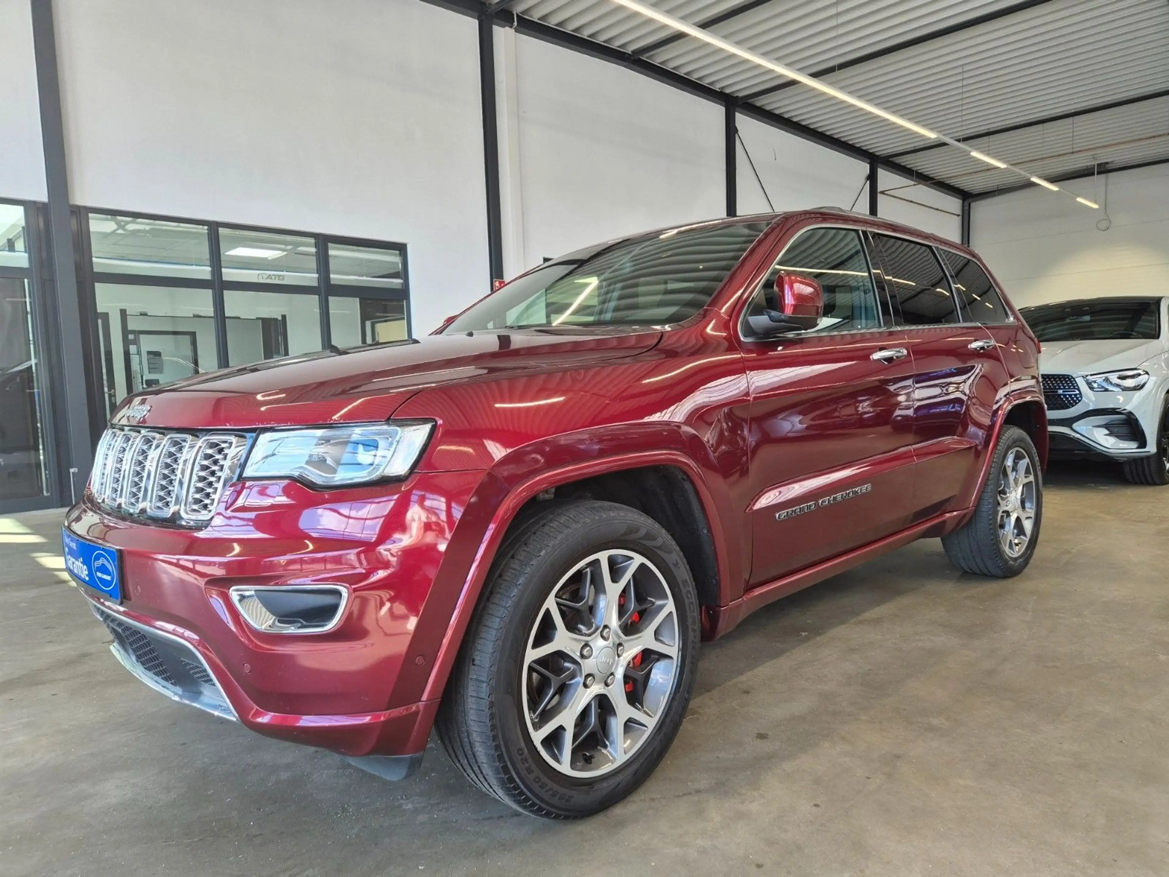 Jeep Grand Cherokee GRAND CHEROKEE 3.0 CRD OVERLAND LEDER XENON PANO — photo 9
