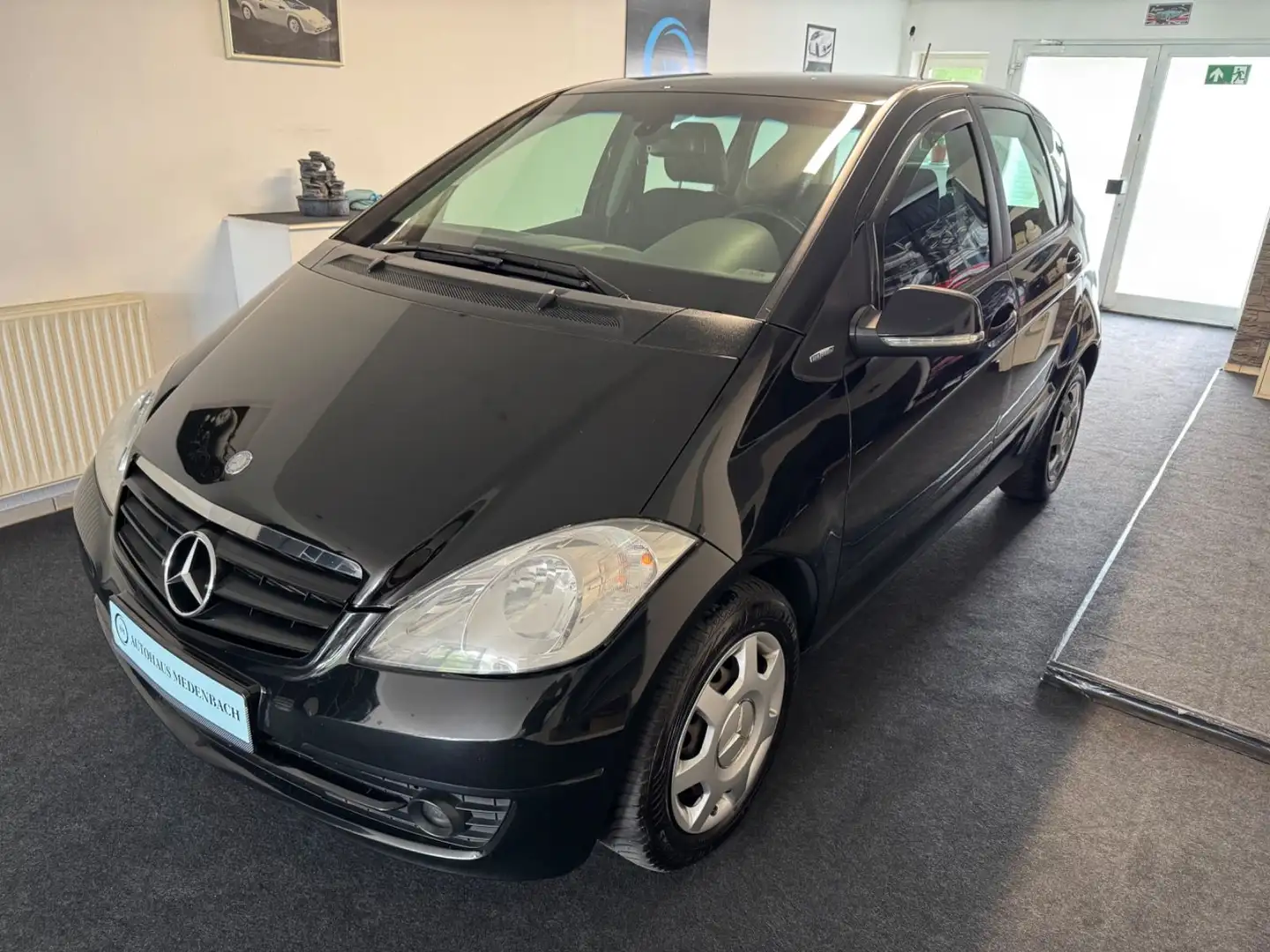 Mercedes-Benz A 160 ELEGANCE Top Zustand TÜV 09/26 Nero - 1
