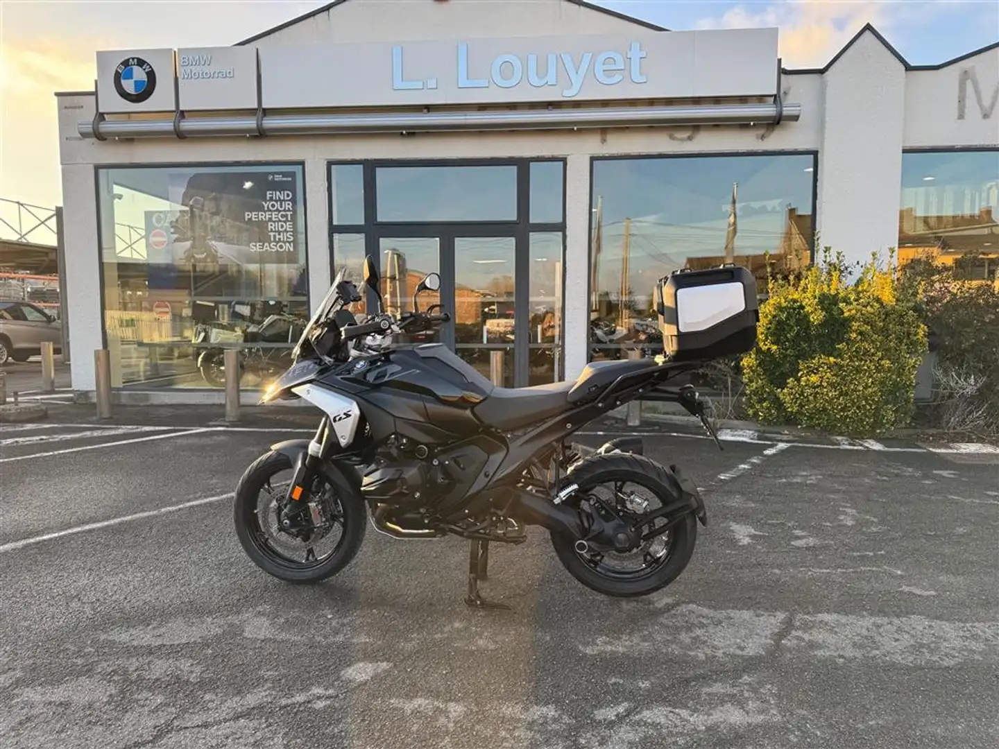BMW R 1300 GS 0 Zwart - 1