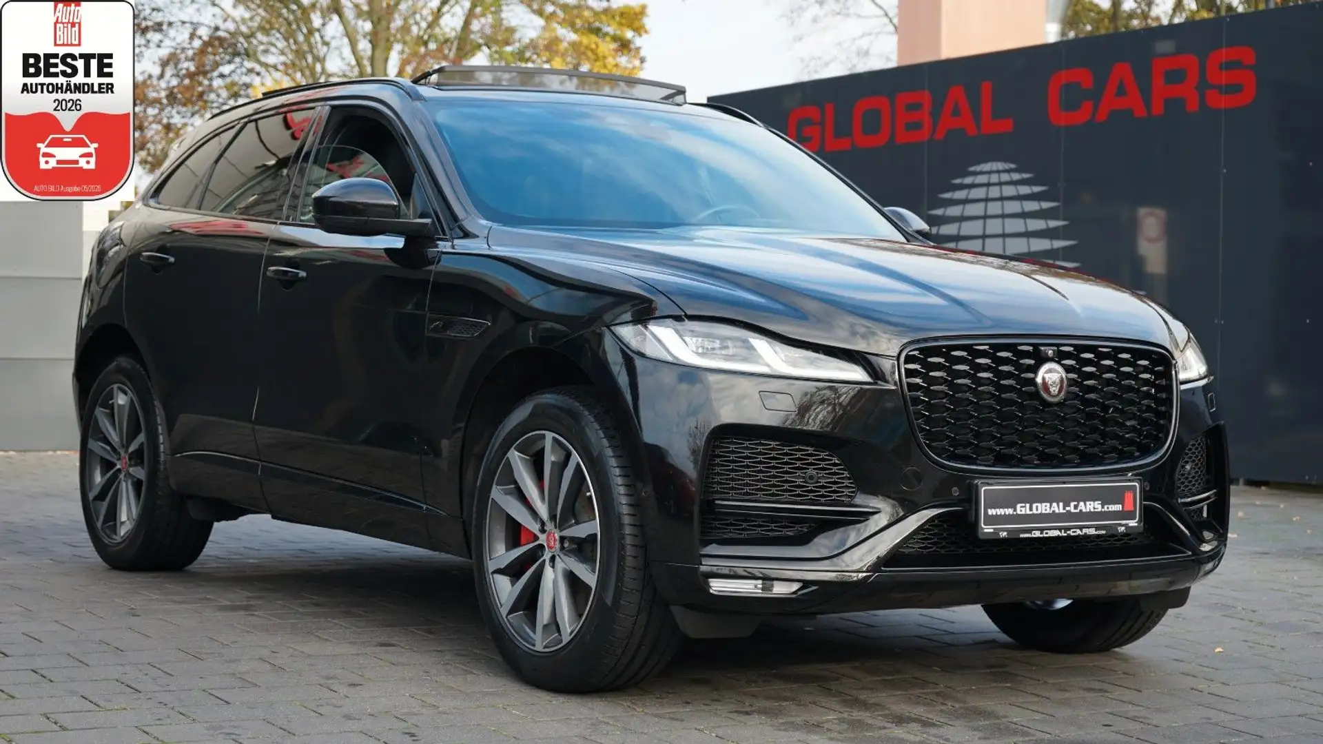 Jaguar F-Pace F-PACE P400e PLUG-IN*BLACK PACK*PANO*ACC*HUD* Schwarz - 1