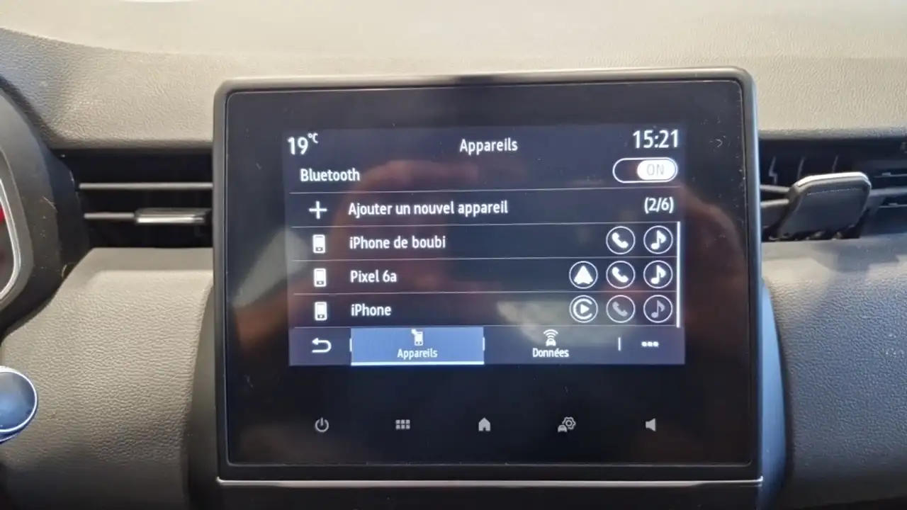Renault Clio Citadine 5 portes — photo 16