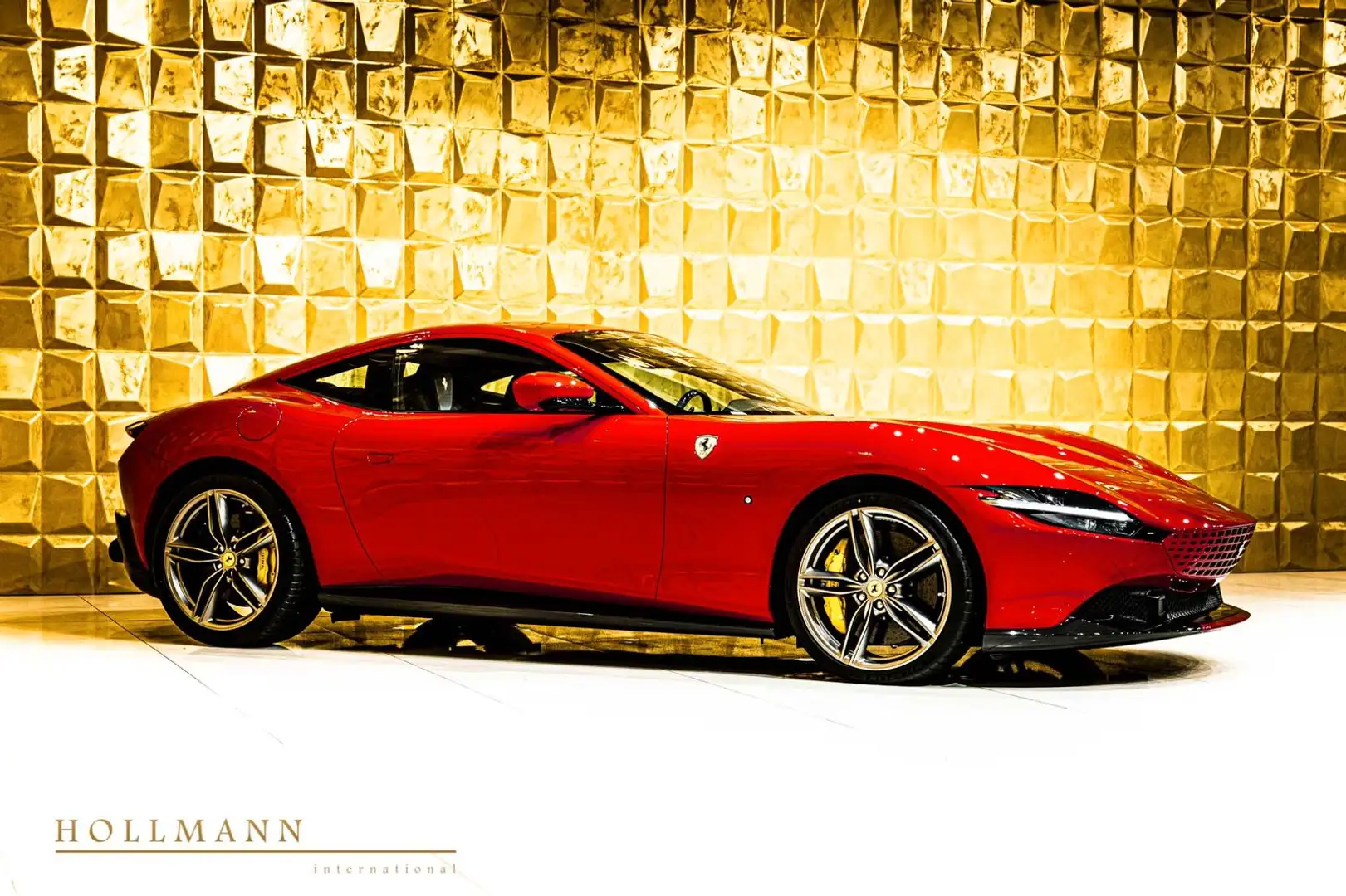 Ferrari Roma + Surround View + Carbon Czerwony - 2