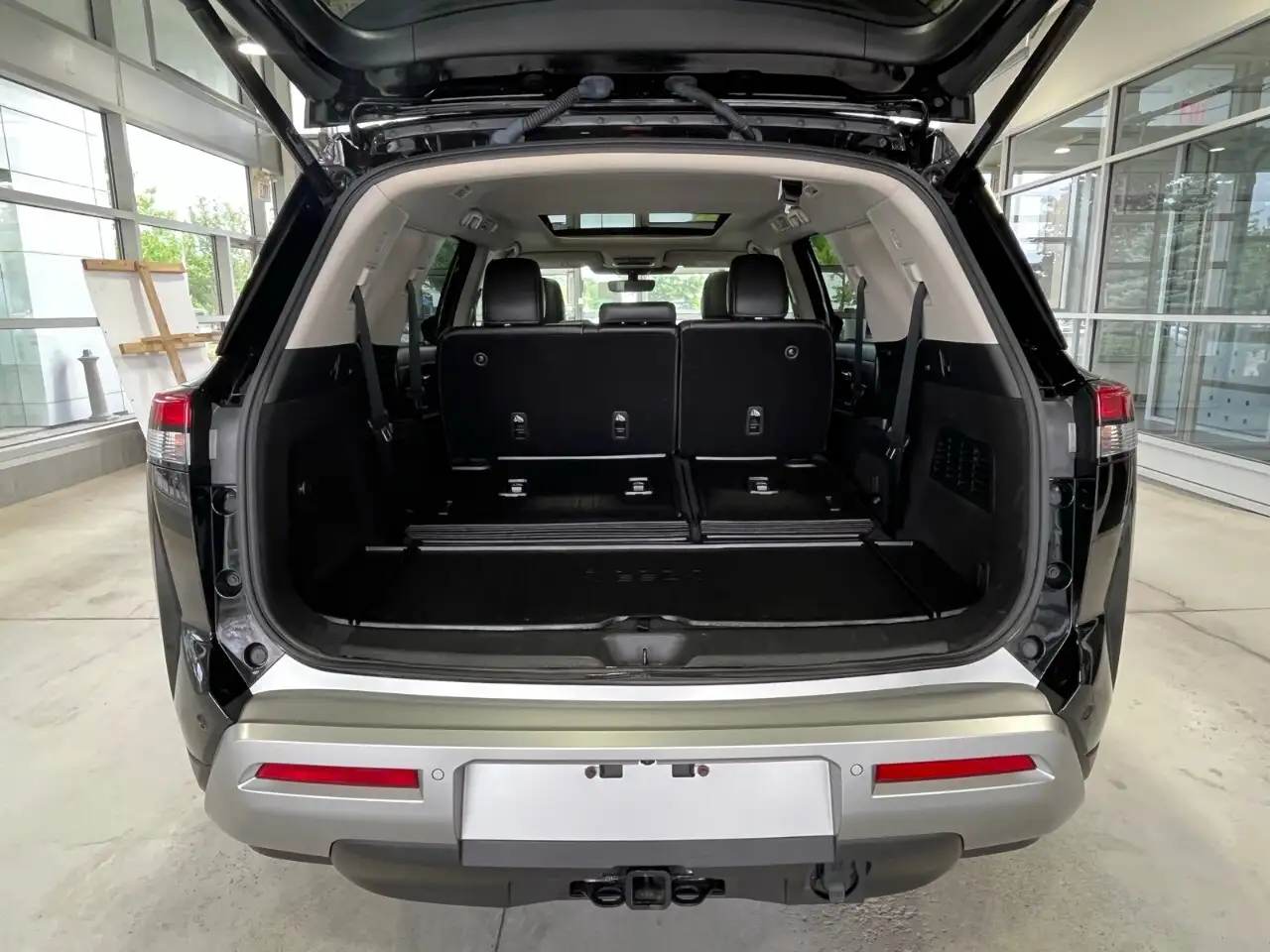 Nissan Pathfinder снимка Nissan Pathfinder