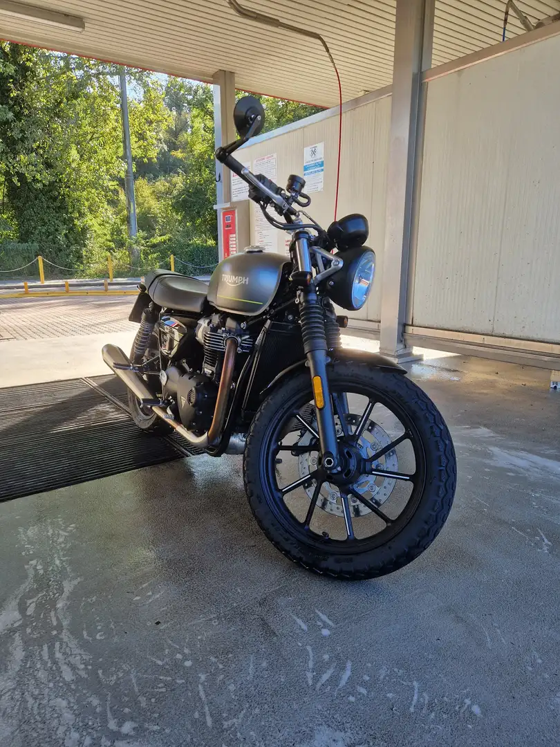 Triumph Speed Twin 900 Silver ICE Argento - 2