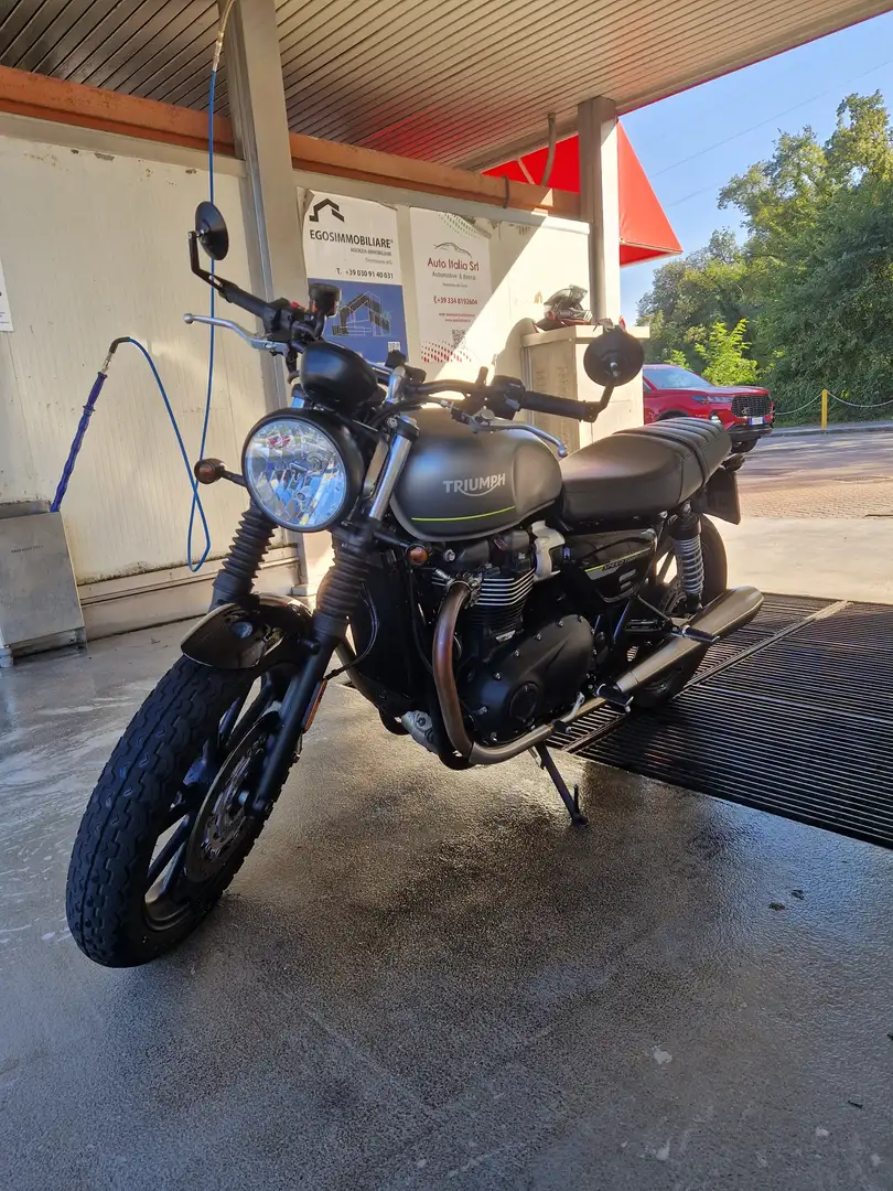 Triumph Speed Twin 900 Silver ICE Argento - 1