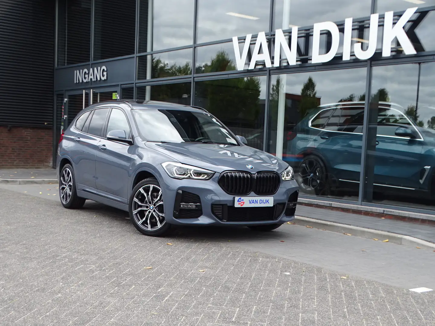 BMW X1 xDrive25e M Sportpakket Pano.dak Head-Up Display H Gris - 1
