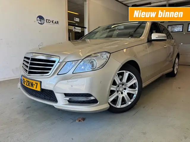 Mercedes-Benz E 220