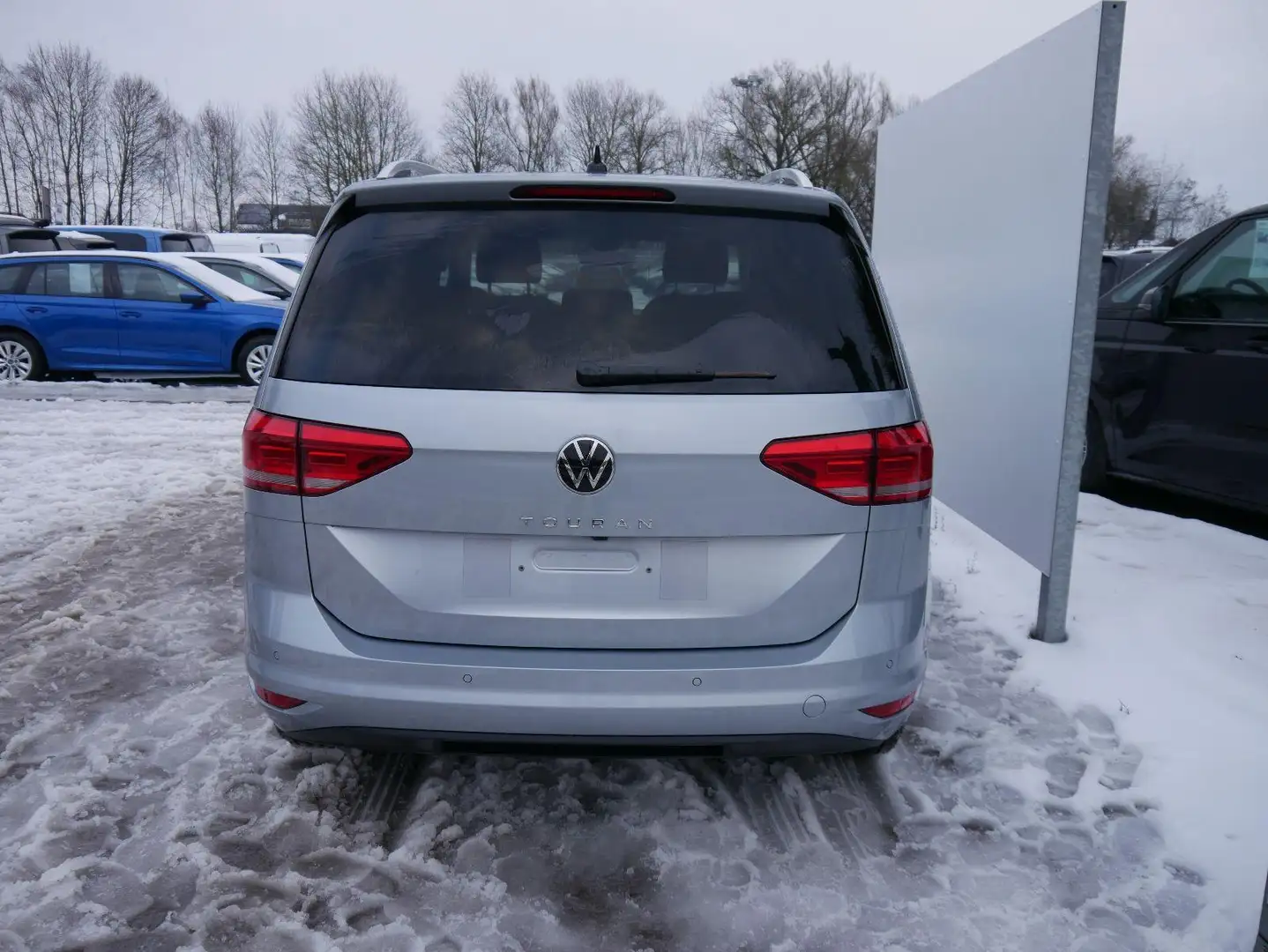 Volkswagen Touran Comfortline 1.5 TSI COMFORTLINE*ACC*NAVI*KESSY*... Silber - 2