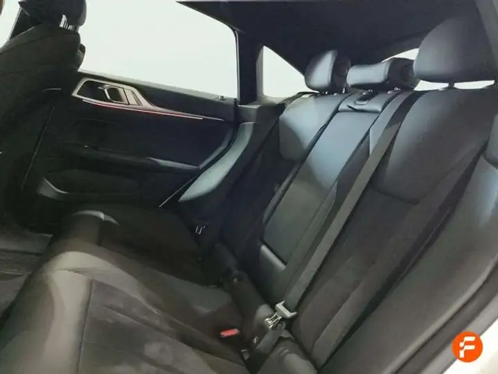 BMW Serie 4 2022, foto 24