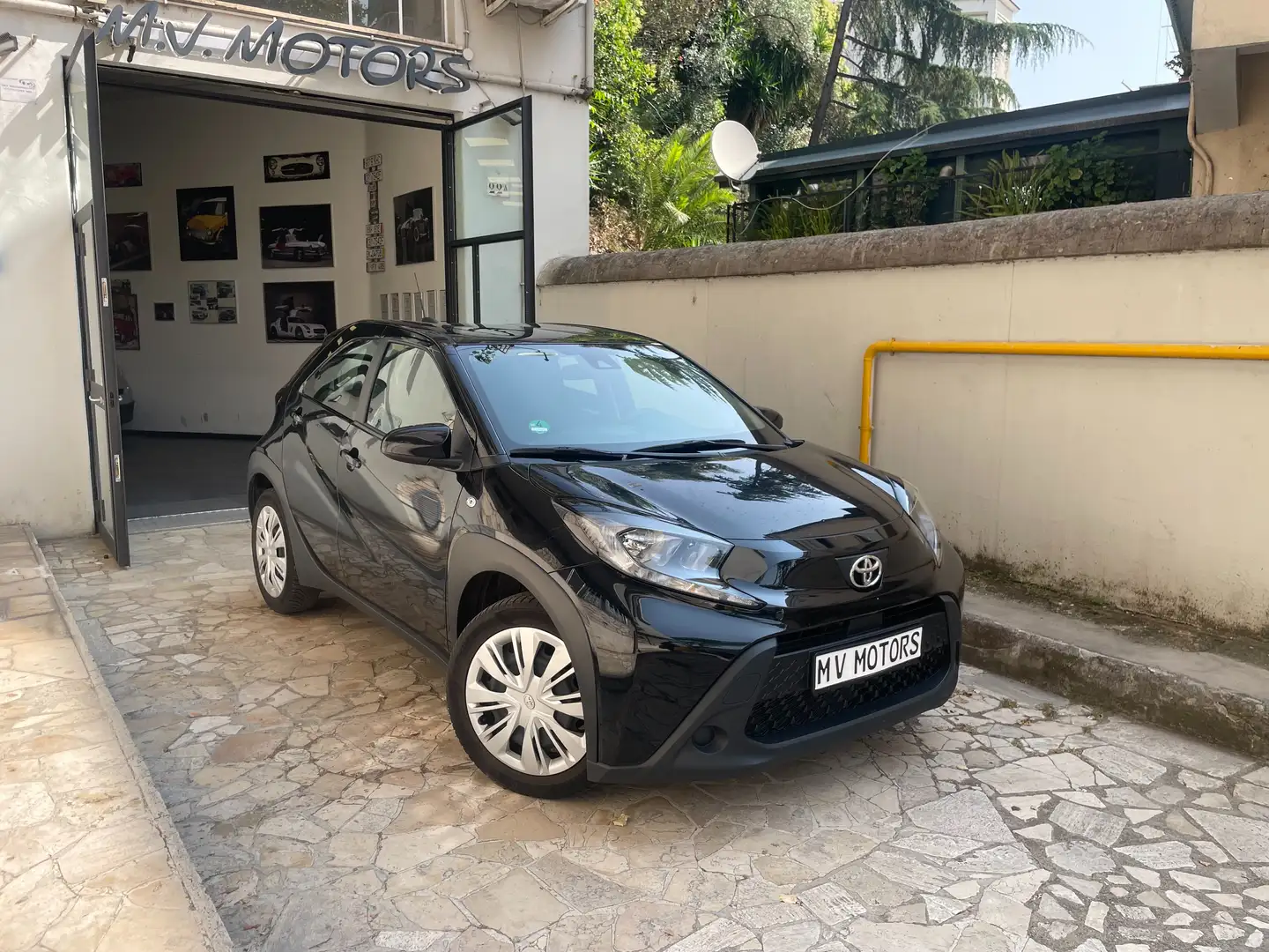 Toyota Aygo X 1.0 Trend 72cv Nero - 1