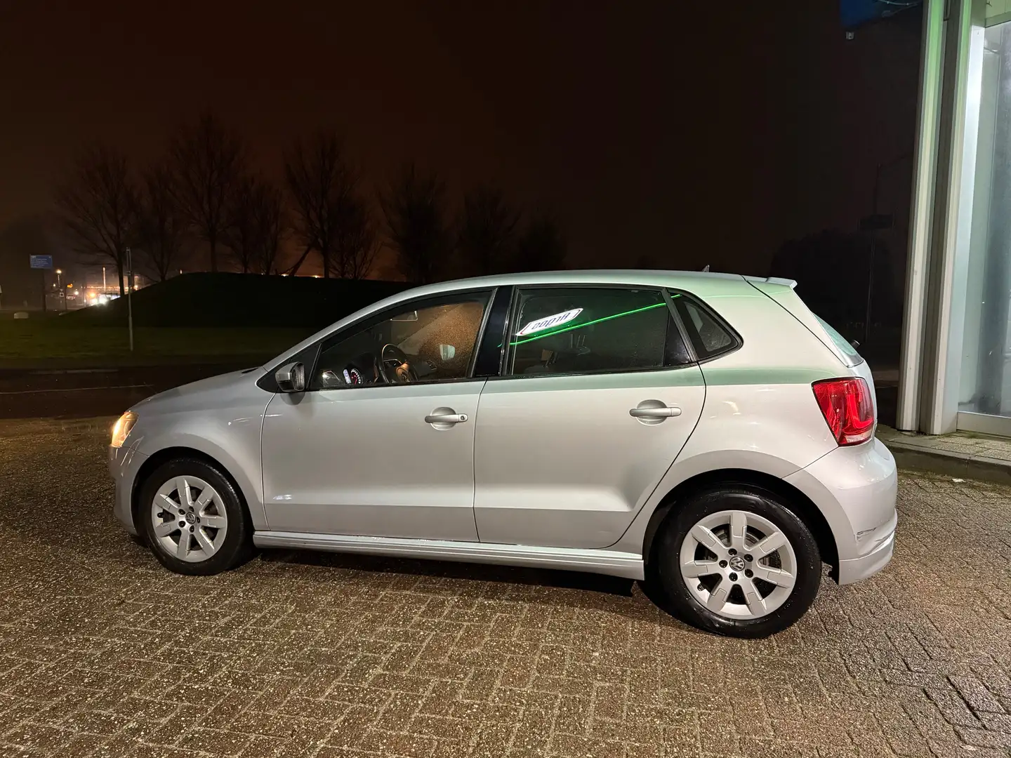 Volkswagen Polo Polo 1.2 TDI Bl.M. Comfl. Zilver - 2