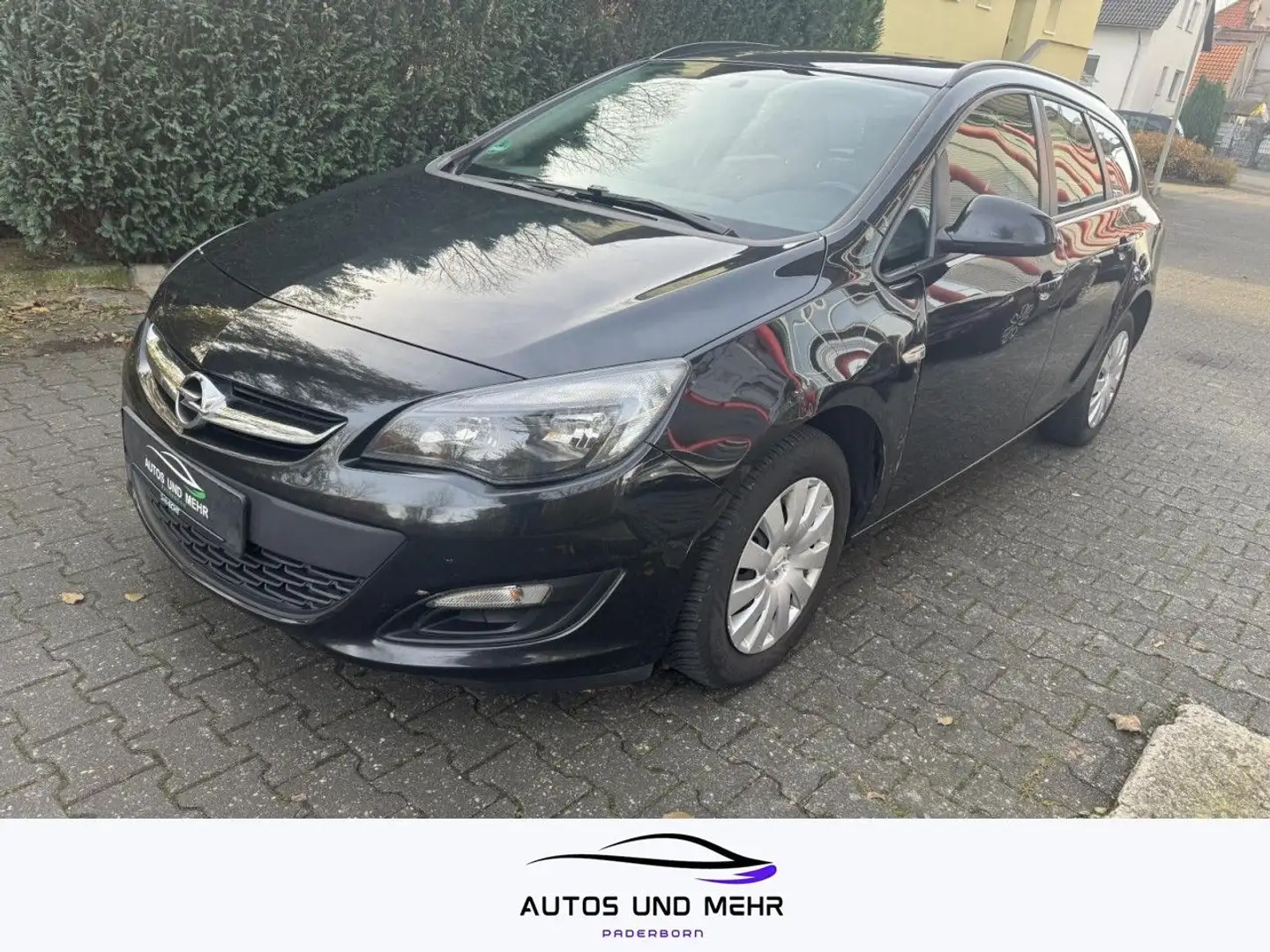 Opel Astra J Sports Tourer Edition Klima Navi Grau - 1