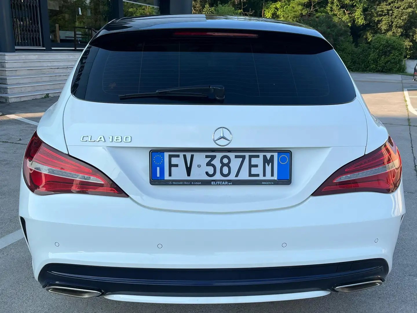 Mercedes-Benz CLA 180 CLA Shooting Brake 180 Premium auto FL Bianco - 2