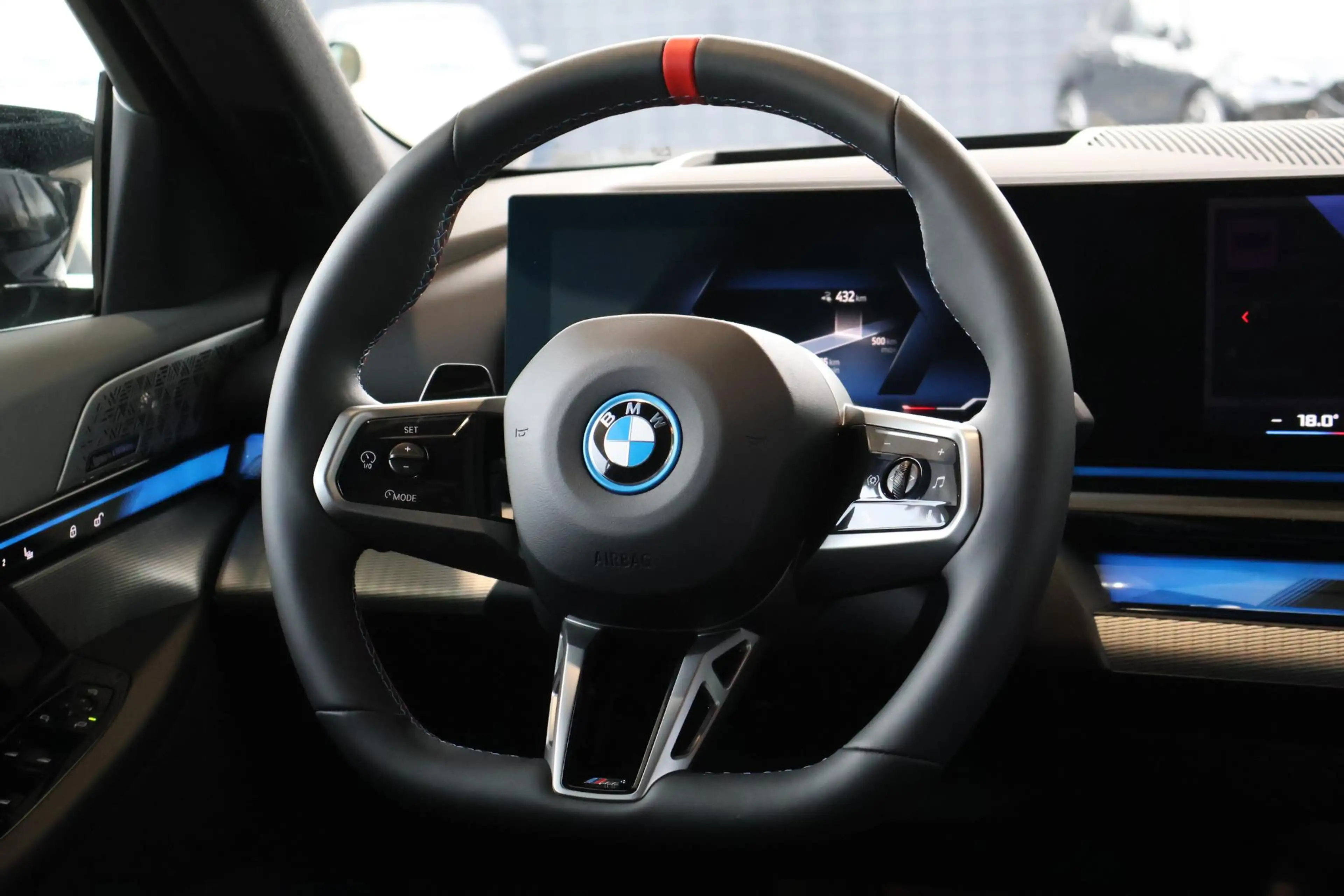 BMW i5 M60 xDrive | Driving Assistant Professional | Bowe — photo 14
