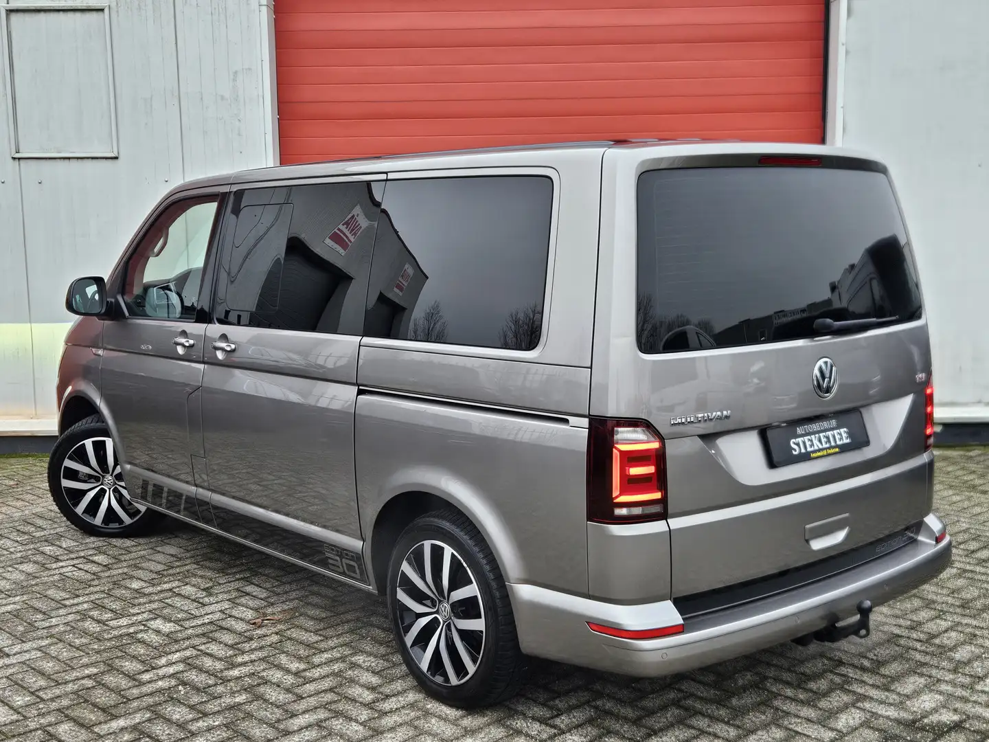 Volkswagen T6 Transporter Multivan 2.0 TSI L1H1 Highline Edition 30 | ACC DC Grau - 2