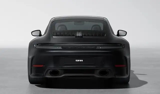 Porsche 911 view 6