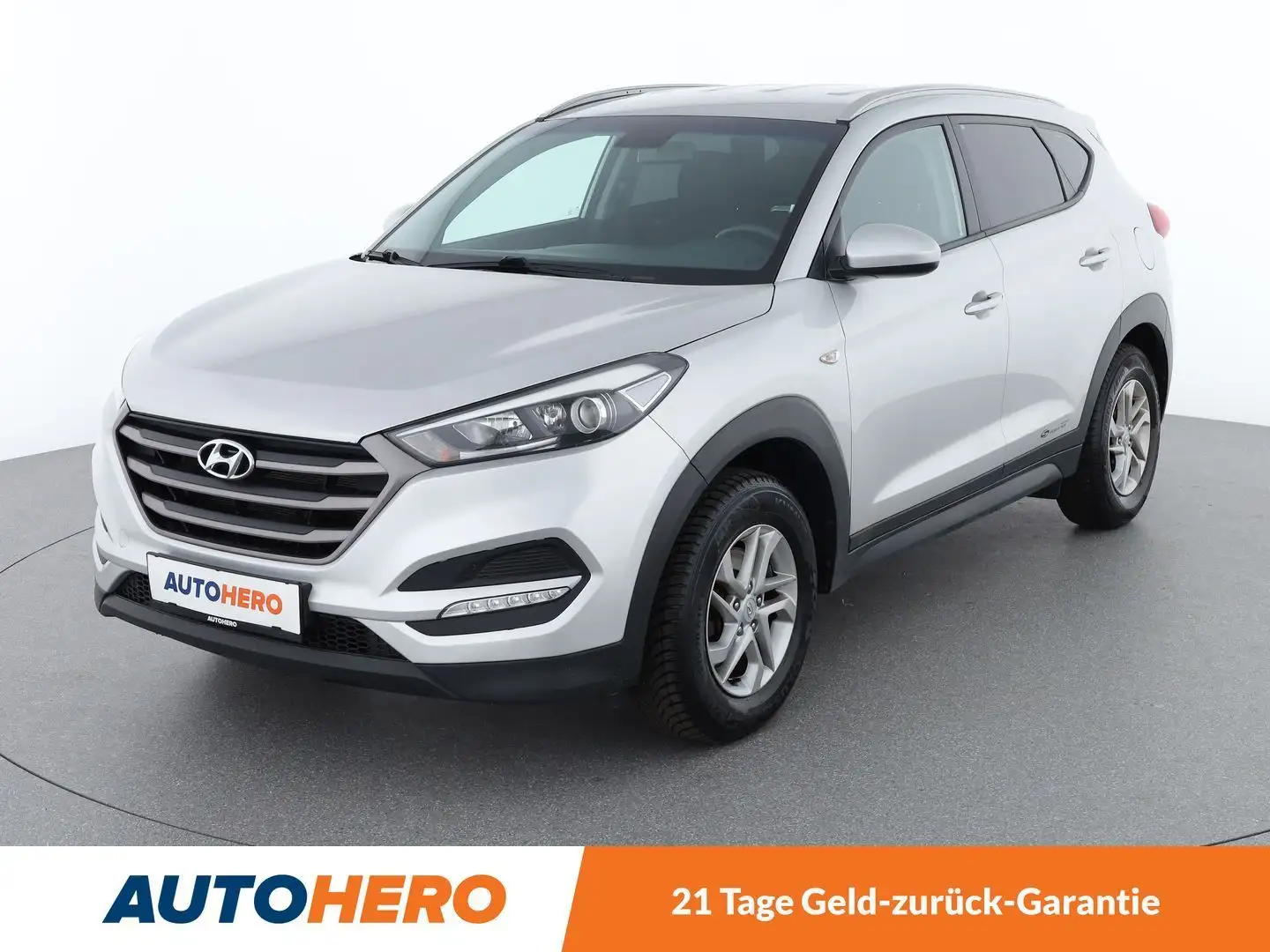 Hyundai TUCSON 1.6 Comfort 2WD *TEMPO*NAVI* Grau - 1