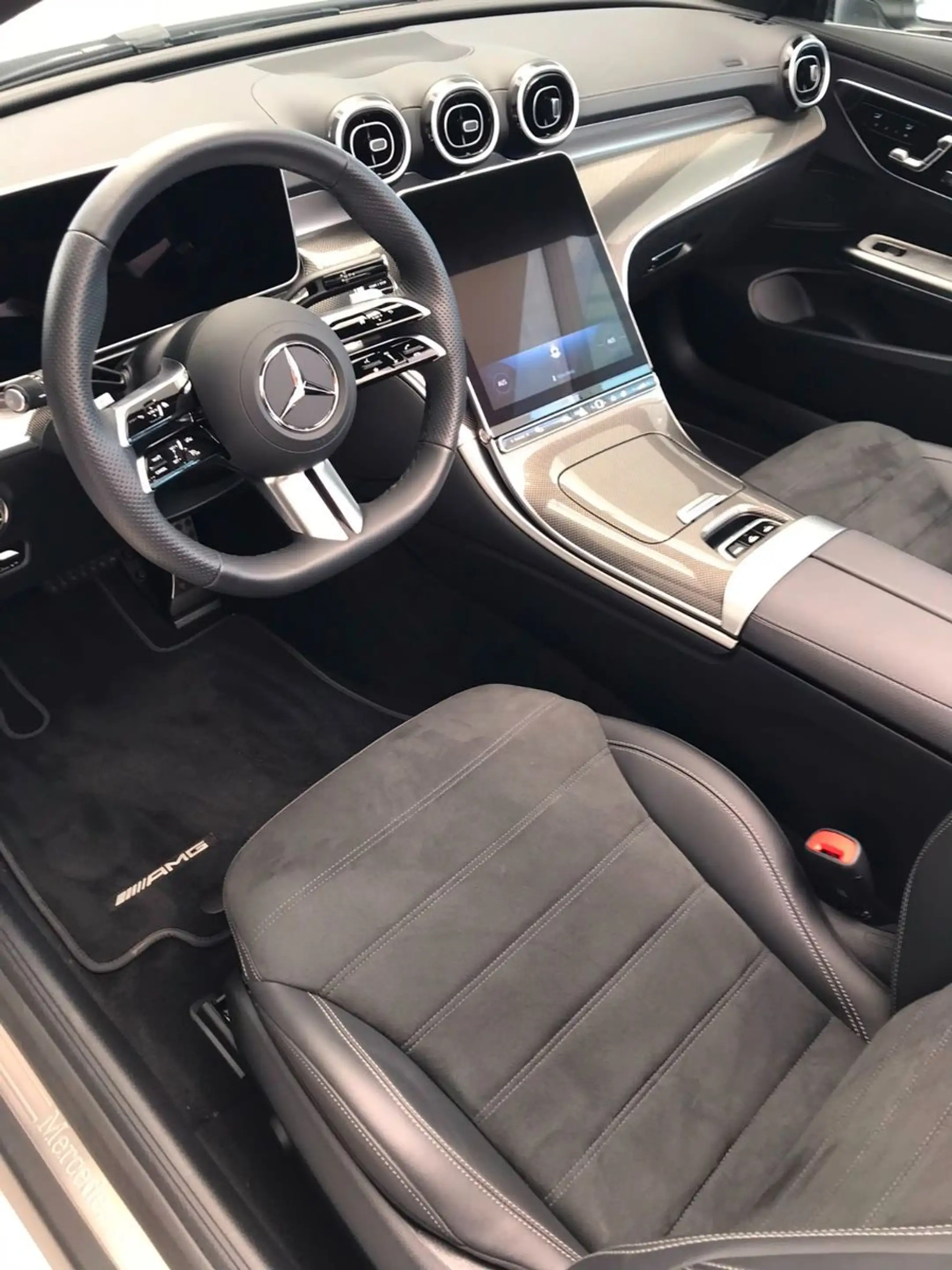 Mercedes-Benz CLE 180 AMG Line Advanced Memory Airscarf — photo 15