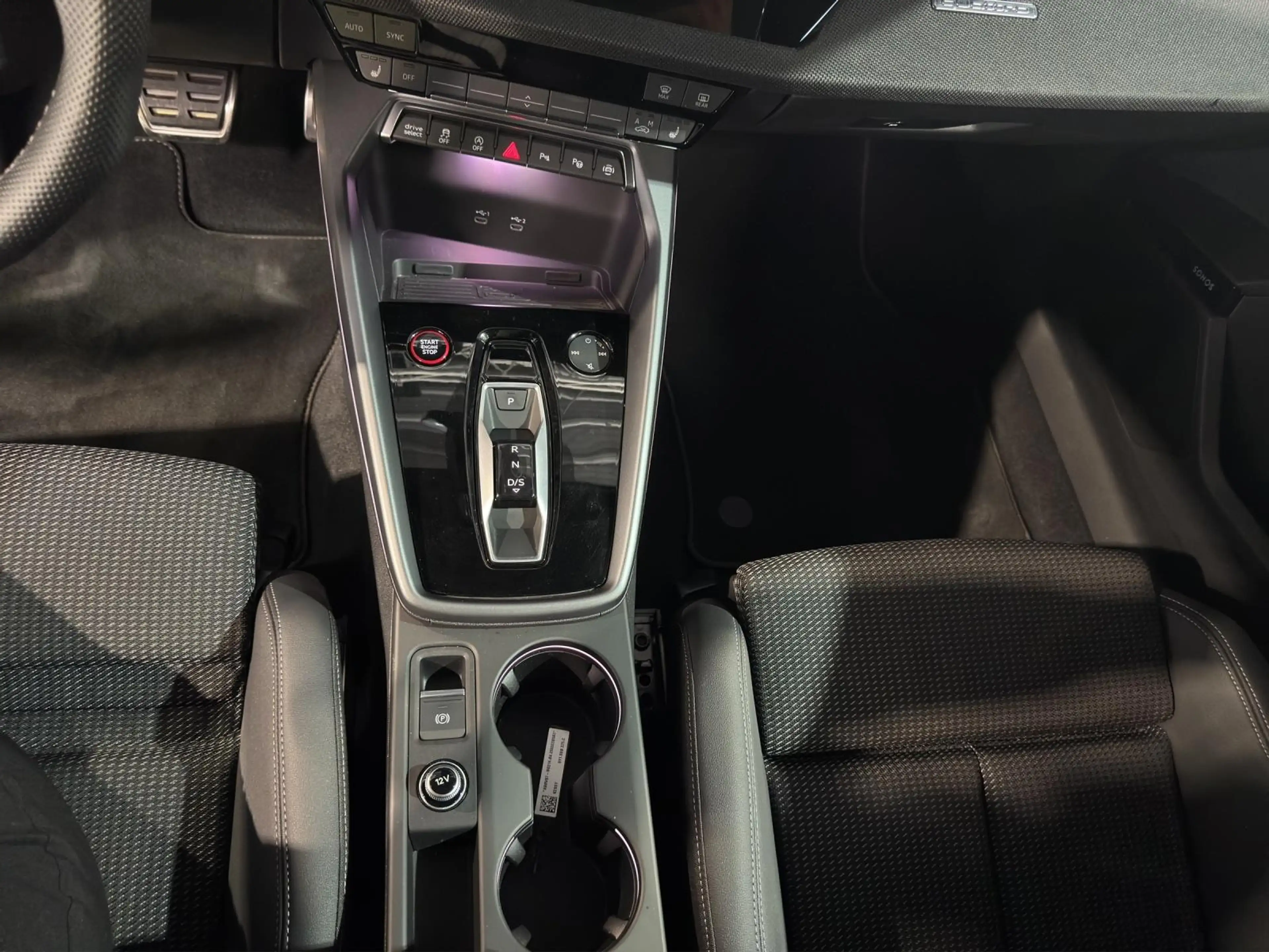 Audi S3 2.0 16V TFSI*Matrix*ACC*Head-Up*Sonos* — photo 14