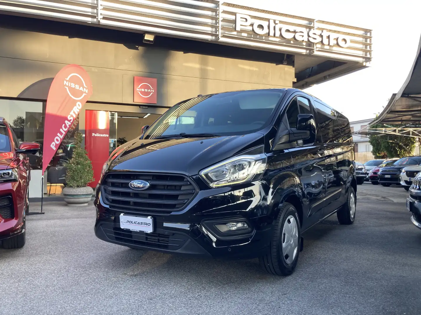 Ford Transit Custom 2.0 TDCI 130CV 9 POSTI PASSO LUNGO CRUISE PDC Noir - 1