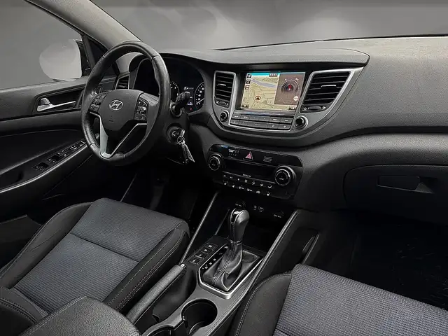 Hyundai Tucson view 8