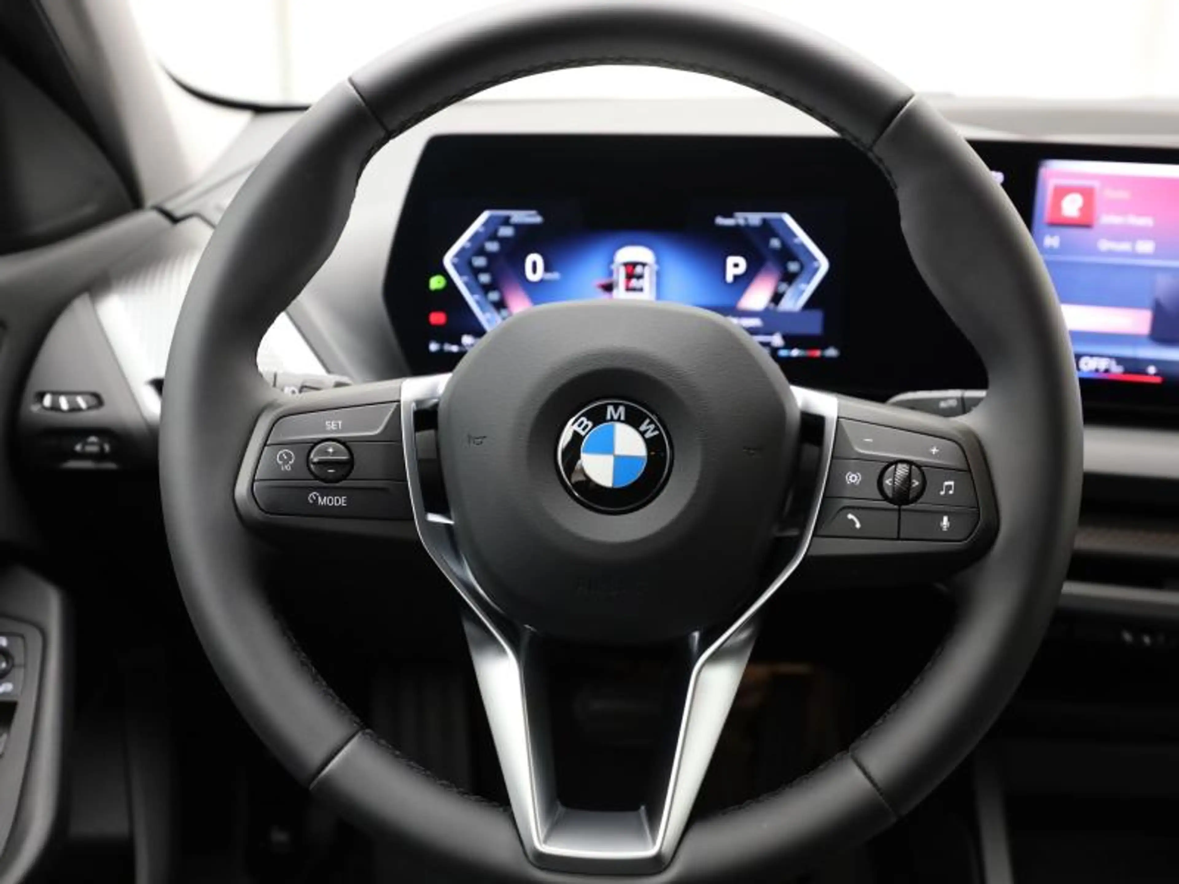 BMW 120 120 — photo 9