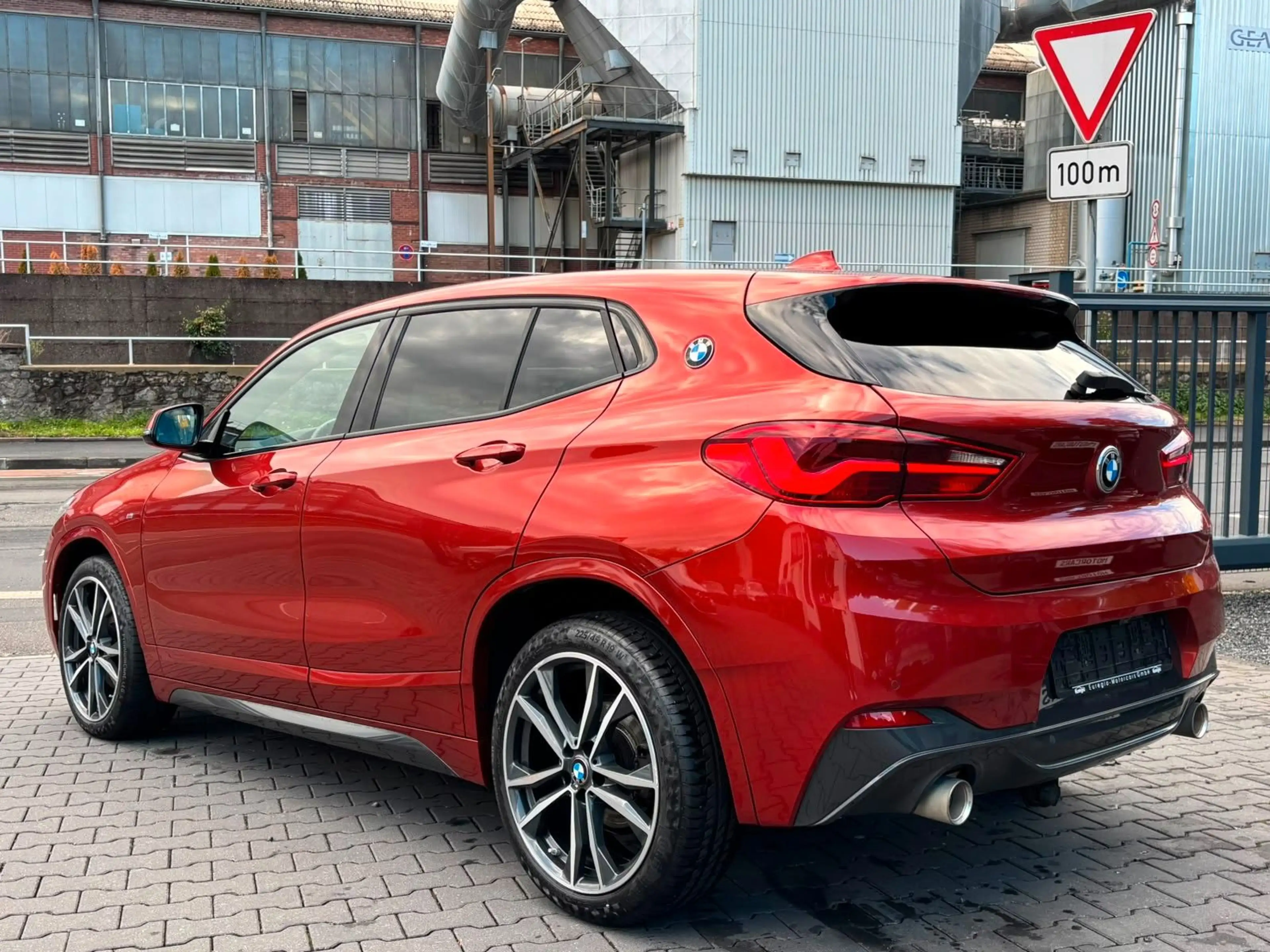 BMW X2 sDrive 18 d Aut. 1 Hand - M Sportpaket // — photo 9