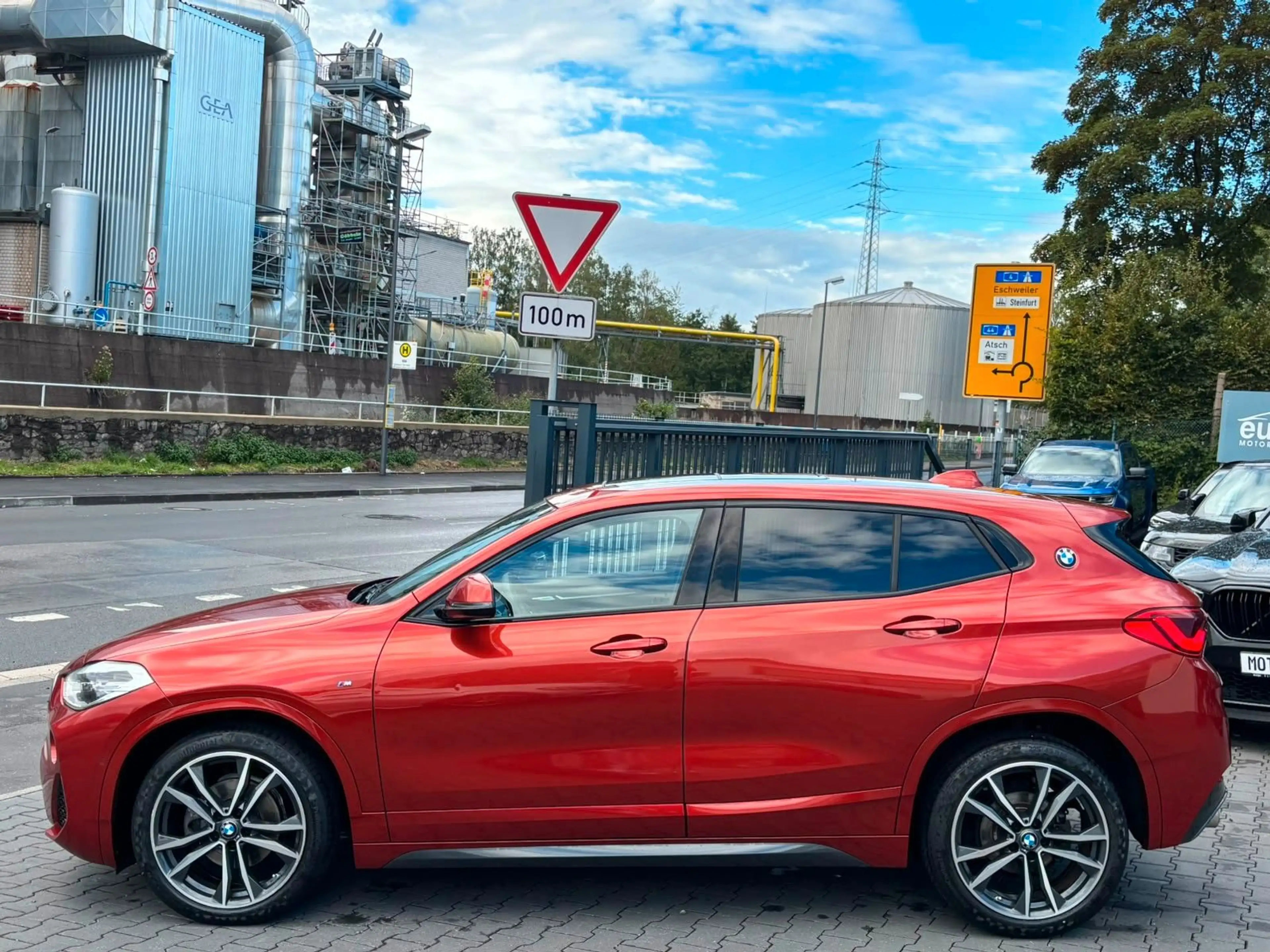 BMW X2 sDrive 18 d Aut. 1 Hand - M Sportpaket // — photo 11