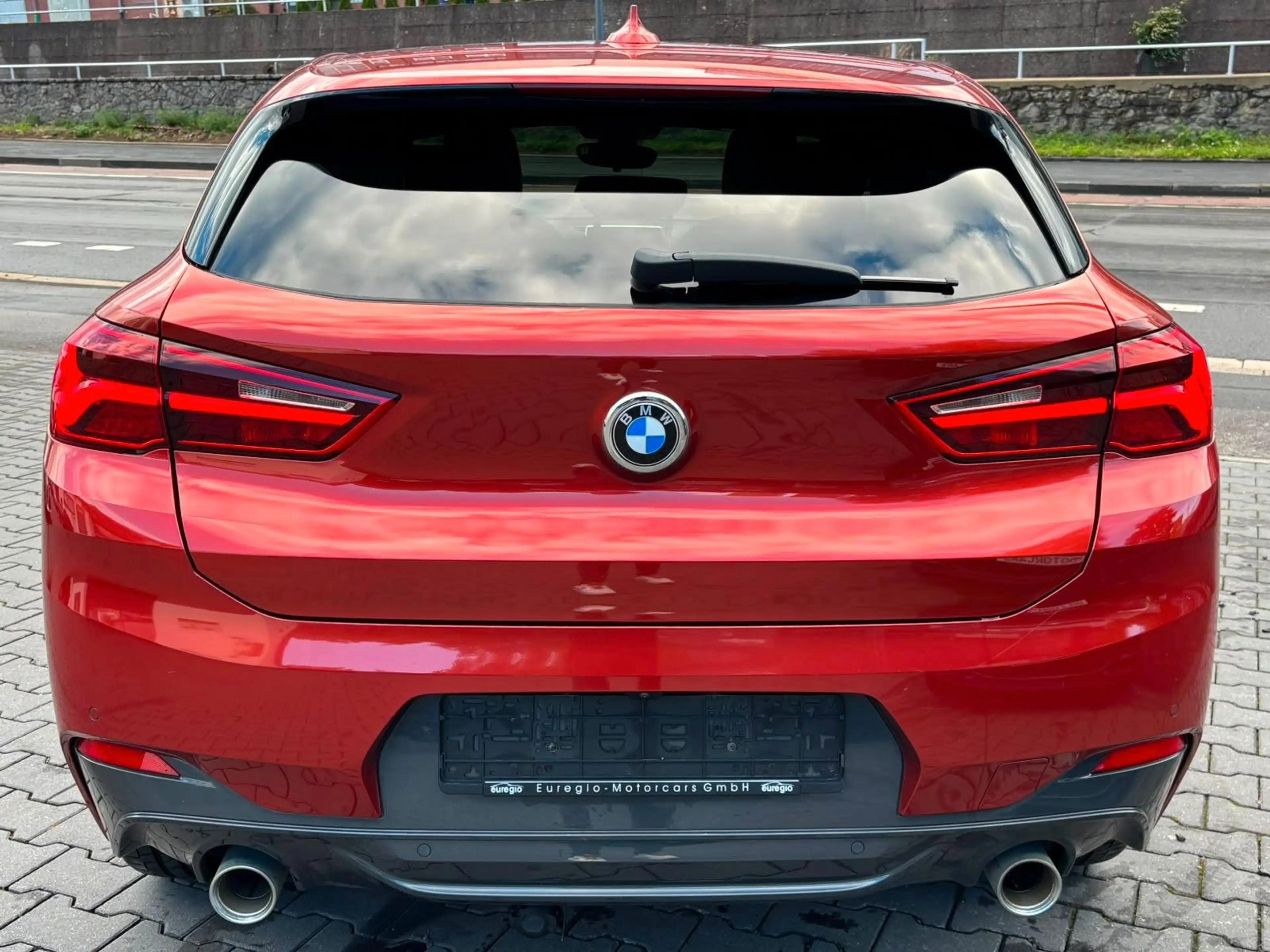 BMW X2 sDrive 18 d Aut. 1 Hand - M Sportpaket // — photo 8