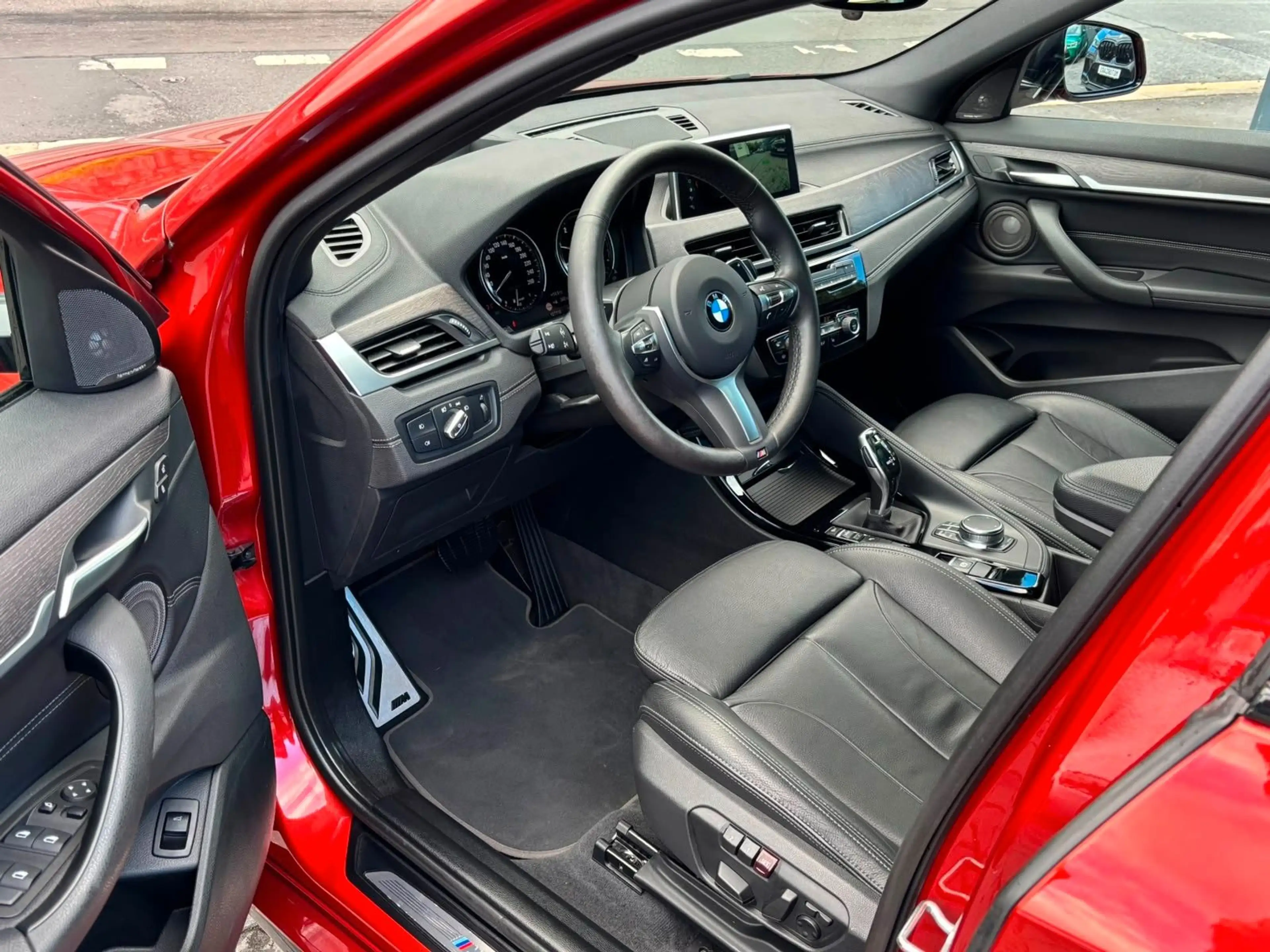 BMW X2 sDrive 18 d Aut. 1 Hand - M Sportpaket // — photo 13