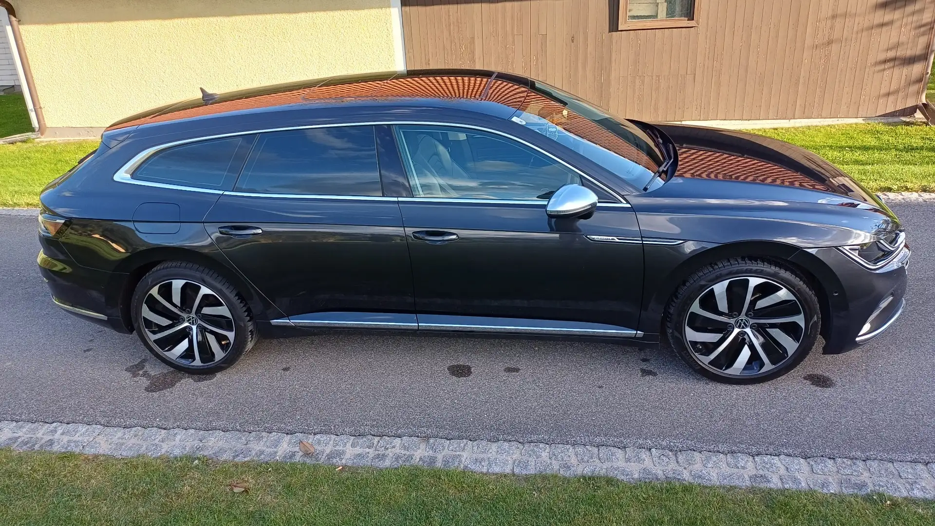 Volkswagen Arteon SB Elegance 2,0 TDI DSG - 1