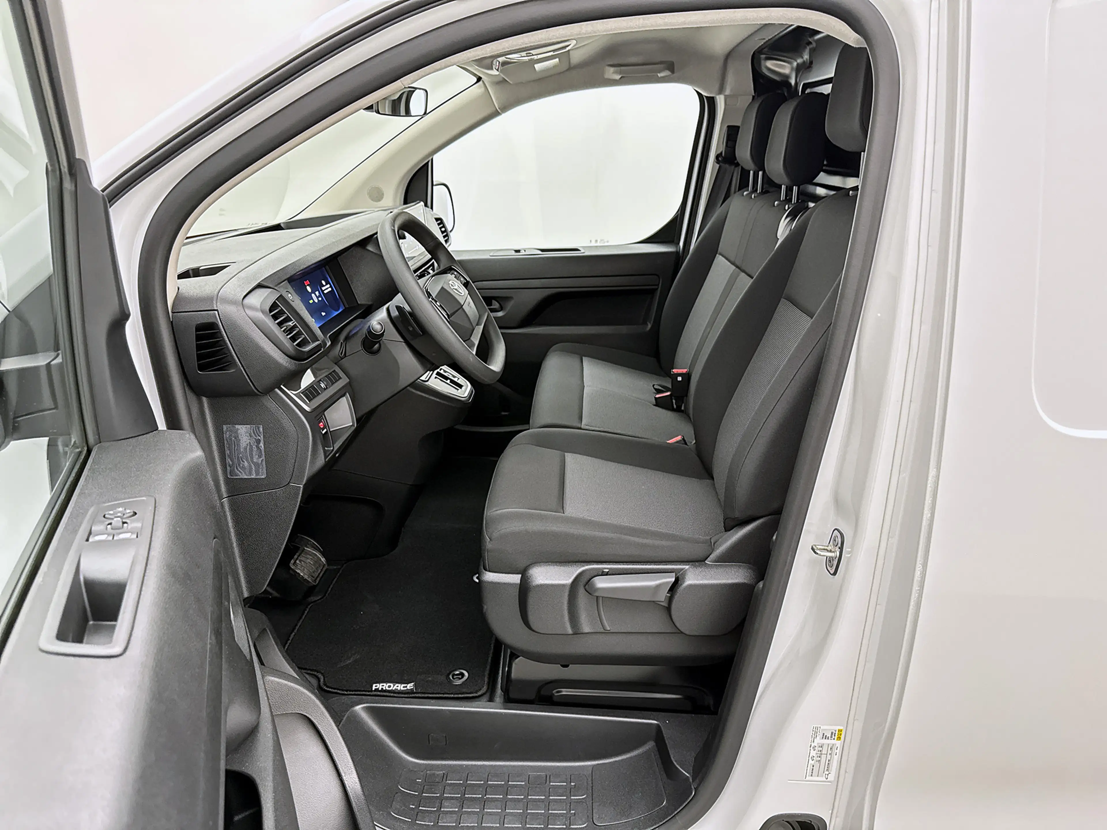 Toyota Proace Electric Worker Comfort L2 50 kWh Nieuw 230km WLTP — photo 8