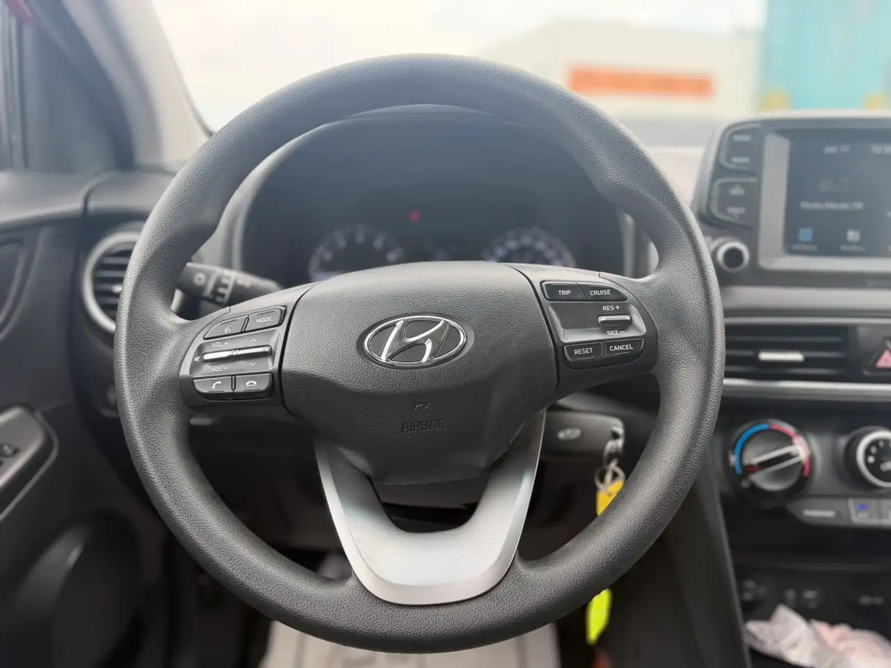 Hyundai KONA photo Hyundai KONA
