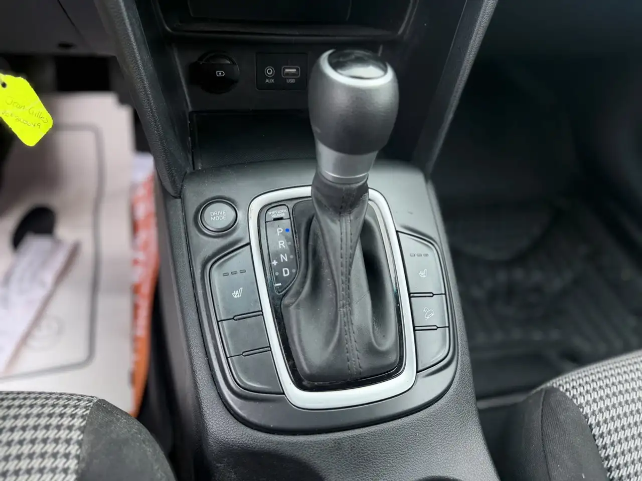 Hyundai KONA photo Hyundai KONA