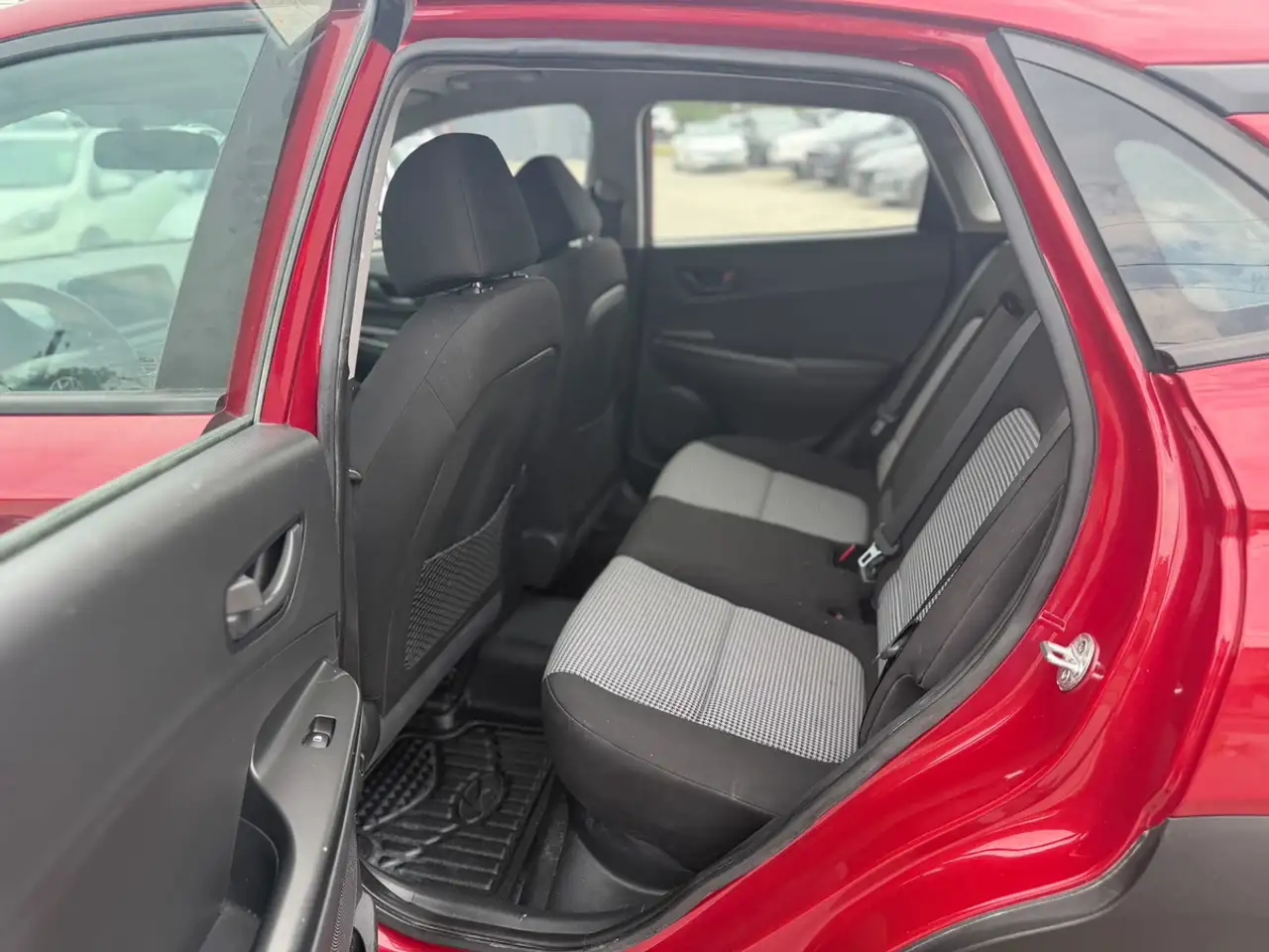Hyundai KONA photo Hyundai KONA