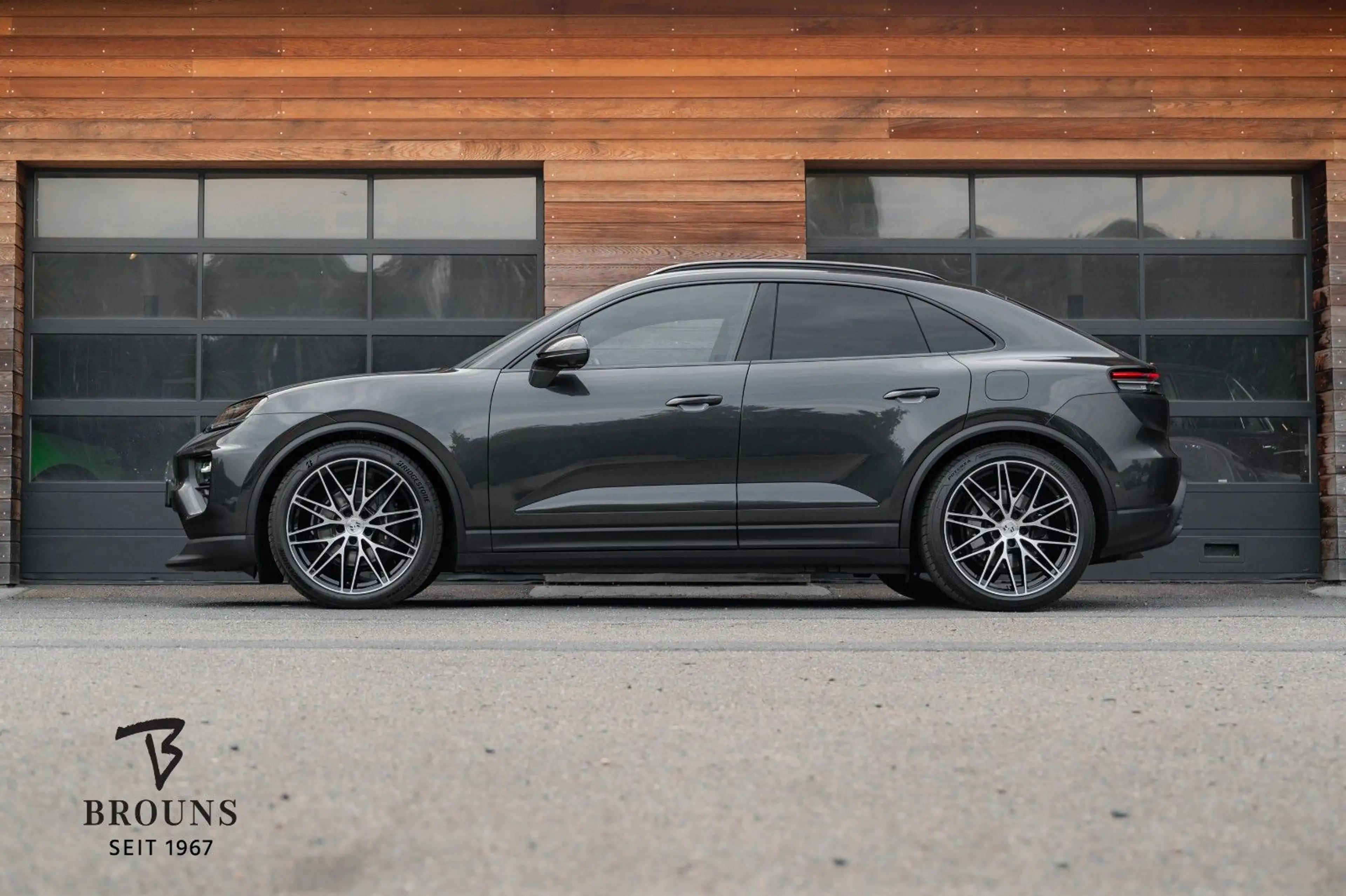 Porsche Macan 4 E 408PS | Werksgarantie | 1. Hd. — photo 2