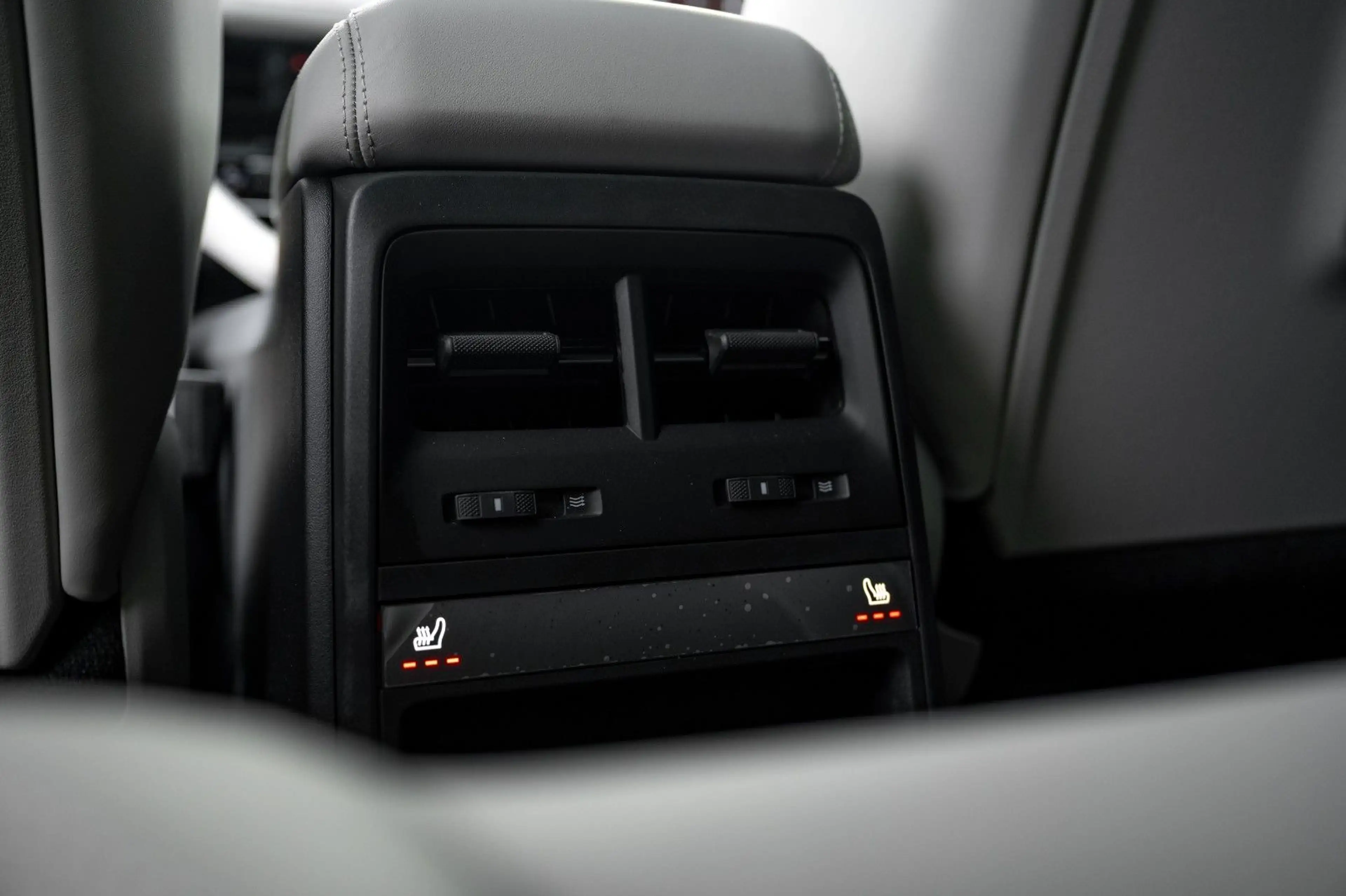 Porsche Macan 4 E 408PS | Werksgarantie | 1. Hd. — photo 9