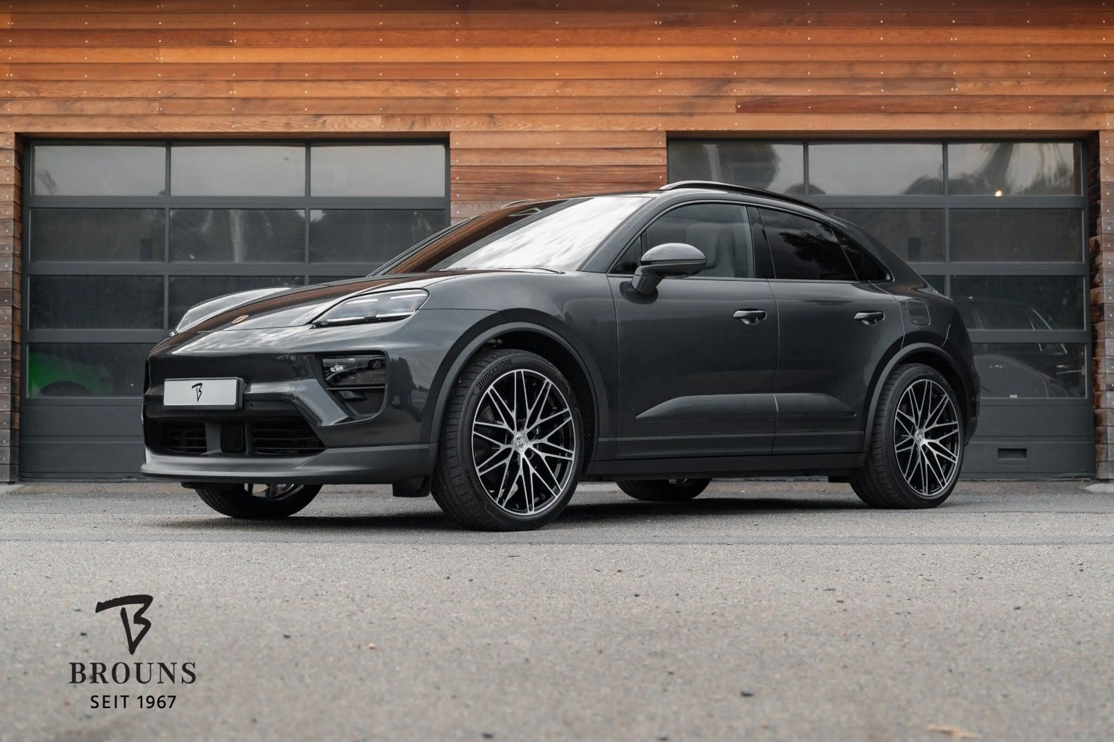 Porsche Macan 4 E 408PS | Werksgarantie | 1. Hd.
