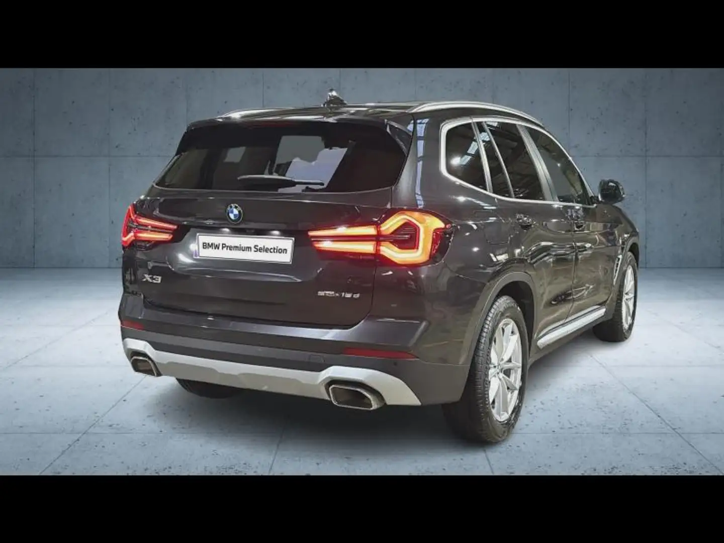 BMW X3 sDrive18d 150ch Business Design Gris - 2
